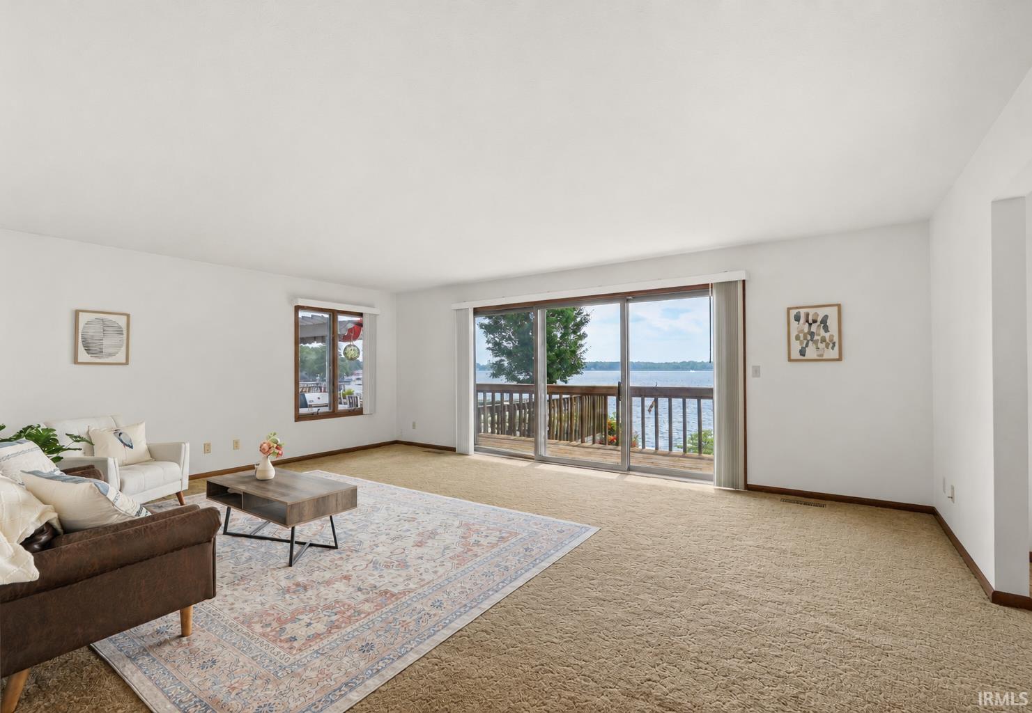 Photo 13 of 727 E Northshore Drive