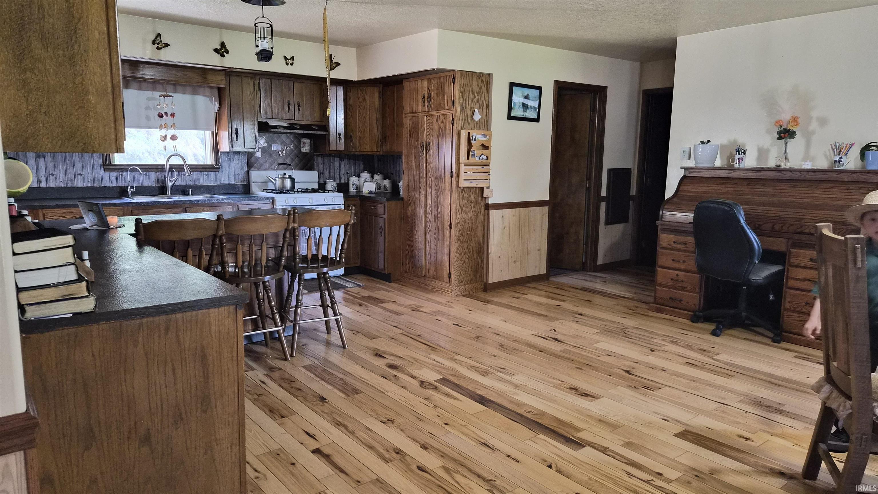 Photo 38 of 12427 N 500