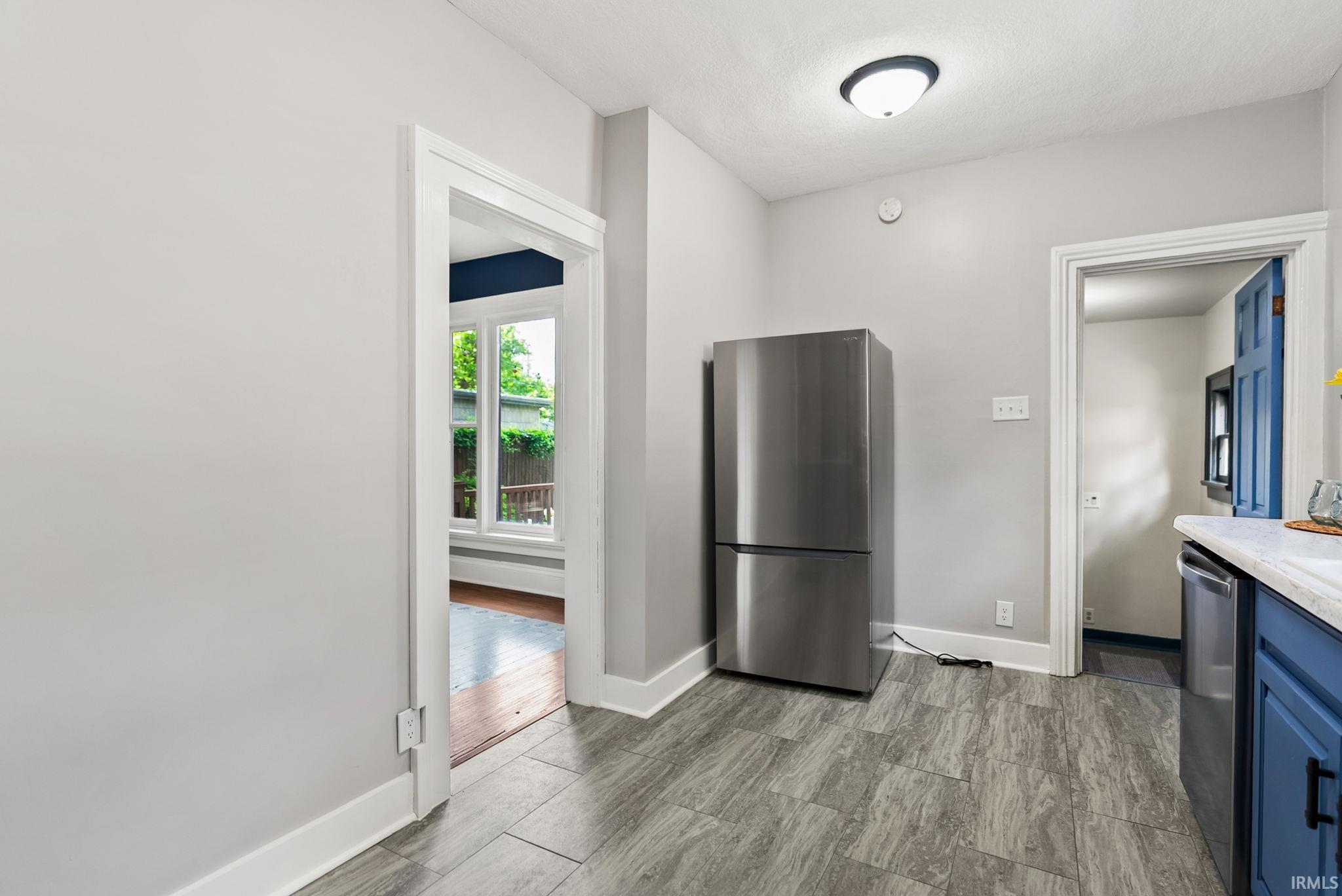 Photo 13 of 1310 W Jefferson Boulevard