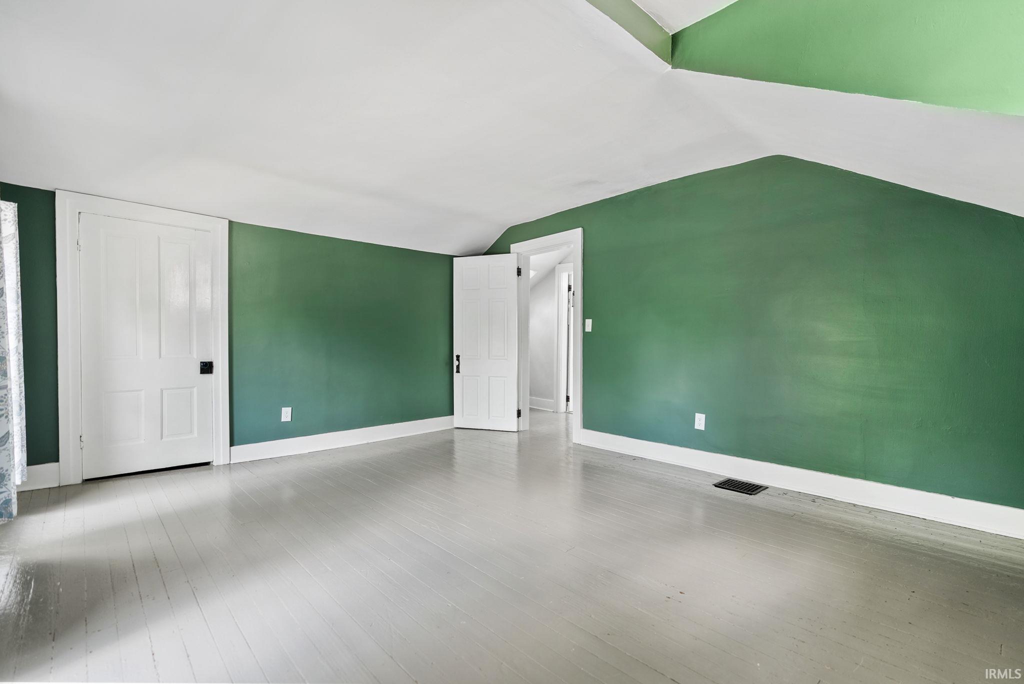 Photo 21 of 1310 W Jefferson Boulevard