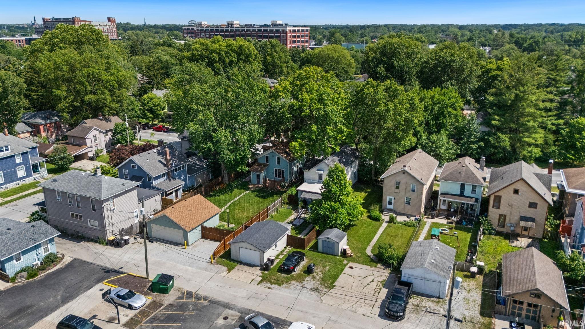 Photo 42 of 1310 W Jefferson Boulevard