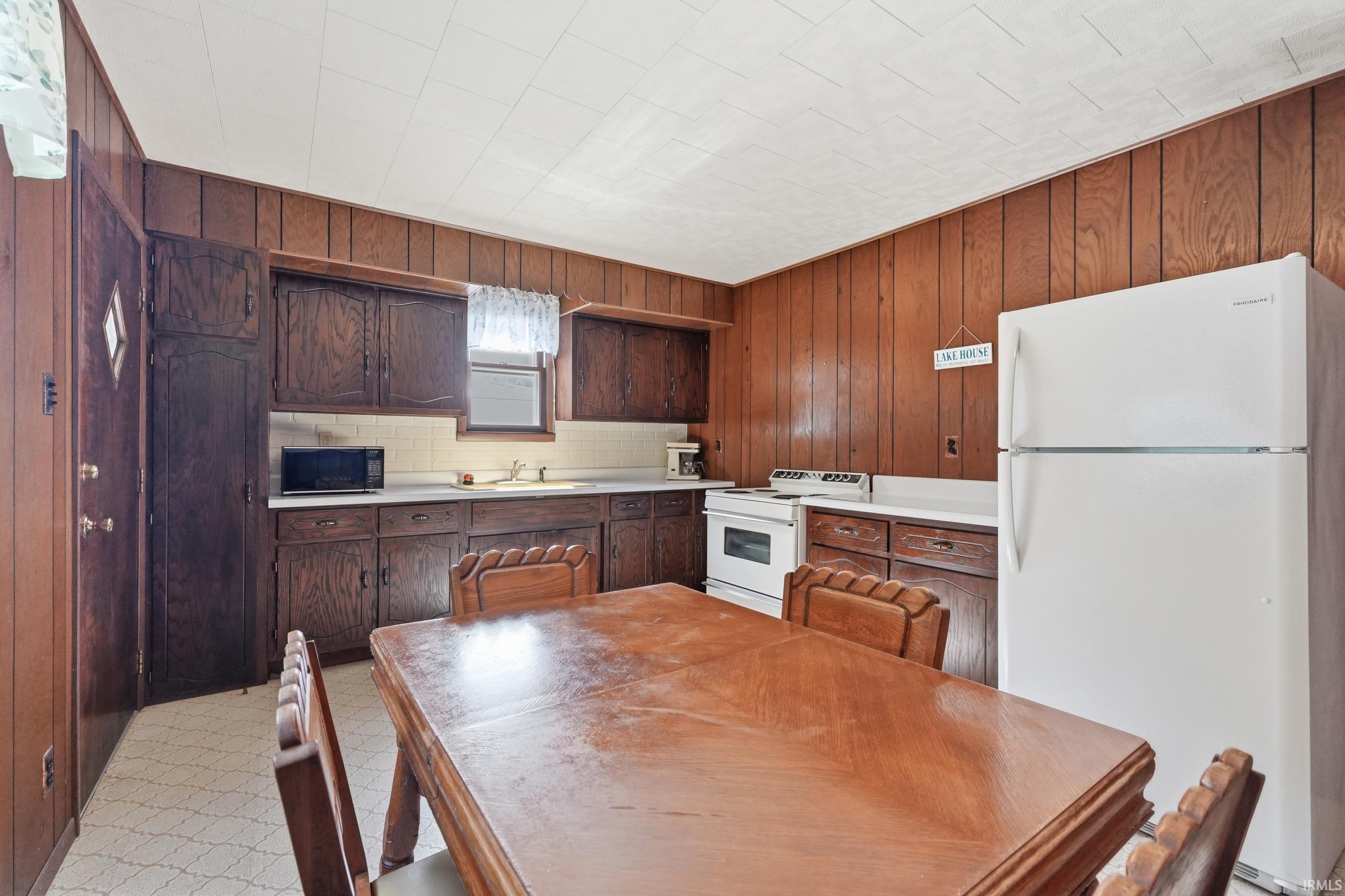Photo 10 of 1130 E 670 S