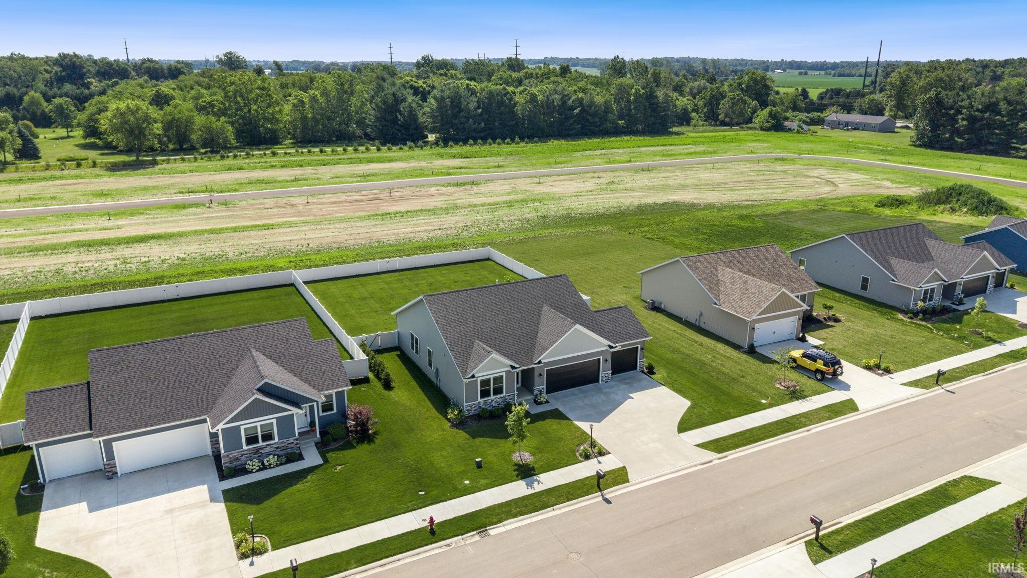 Photo 41 of 450 N Eastfield Circle