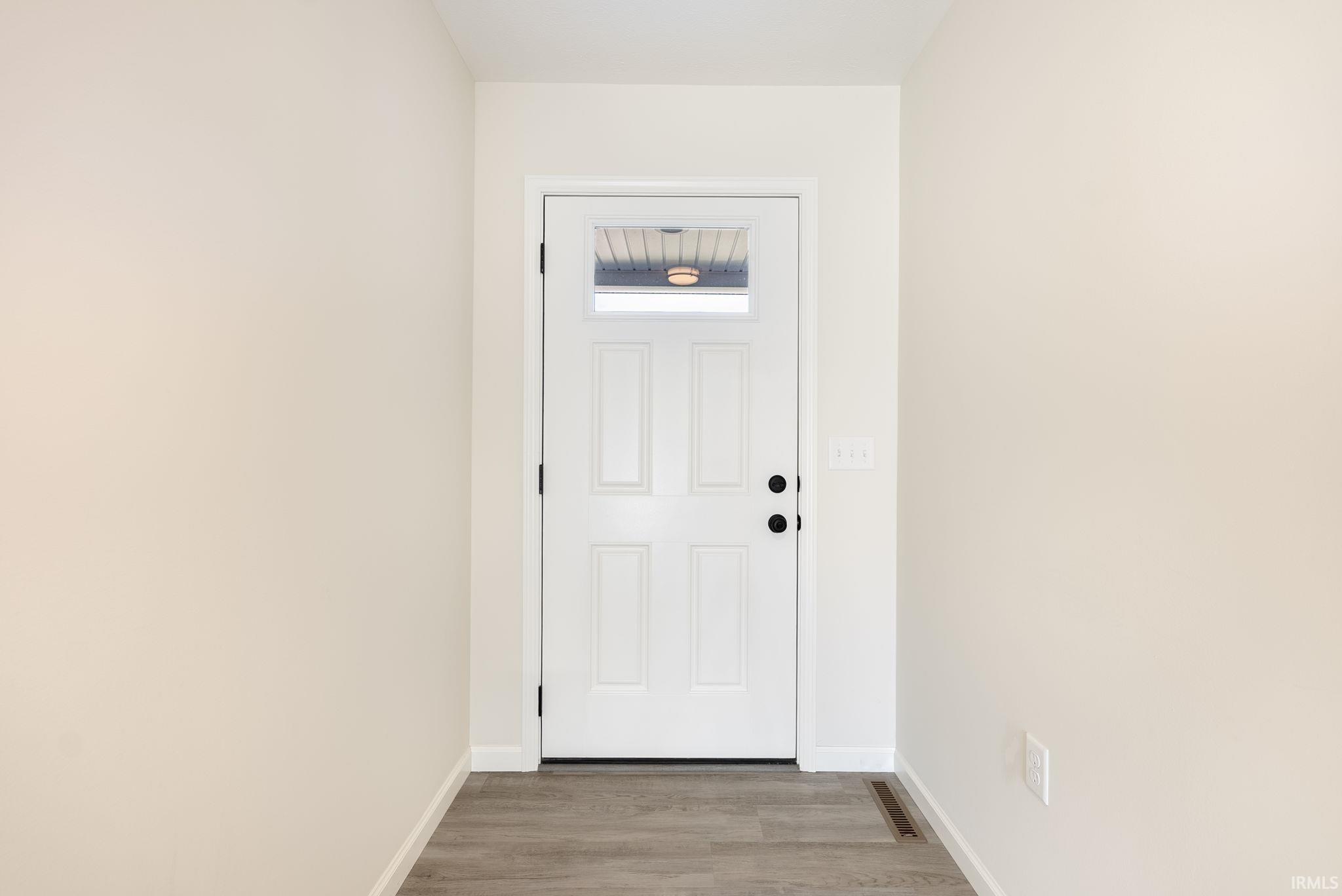 Photo 5 of 450 N Eastfield Circle