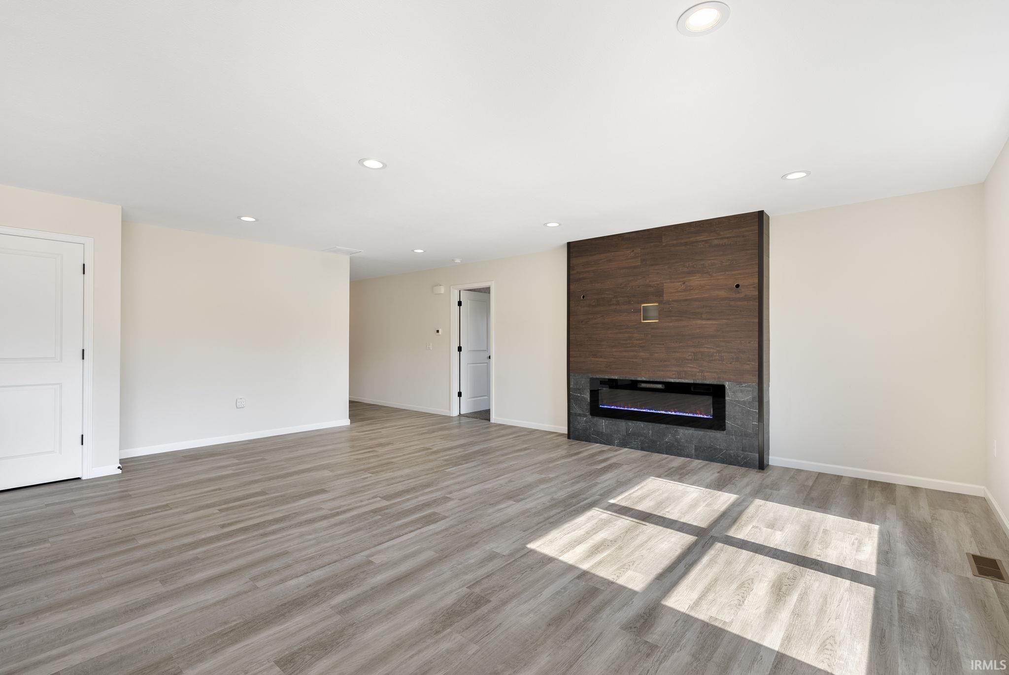 Photo 8 of 450 N Eastfield Circle