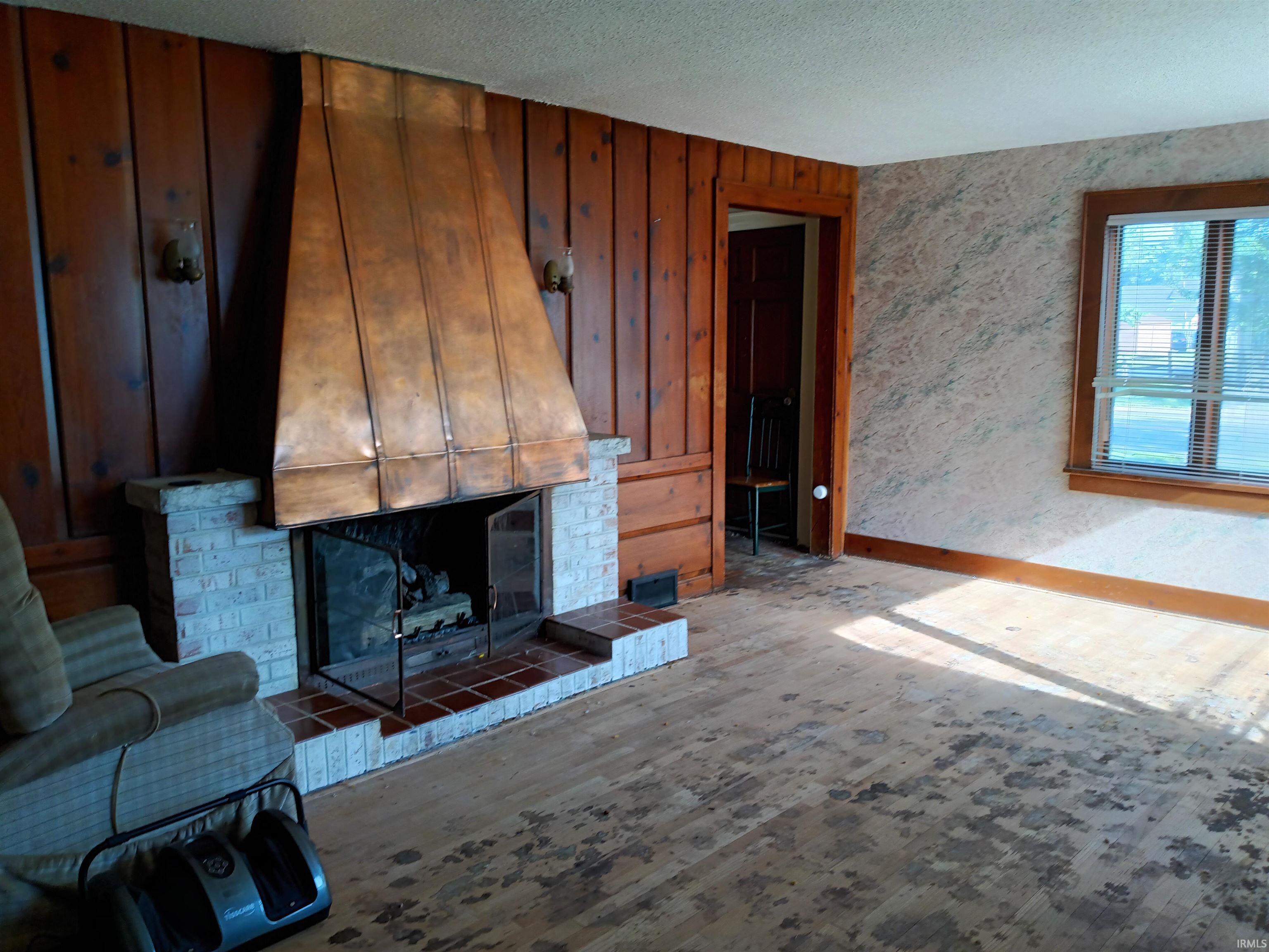Photo 10 of 916 W Monroe Street