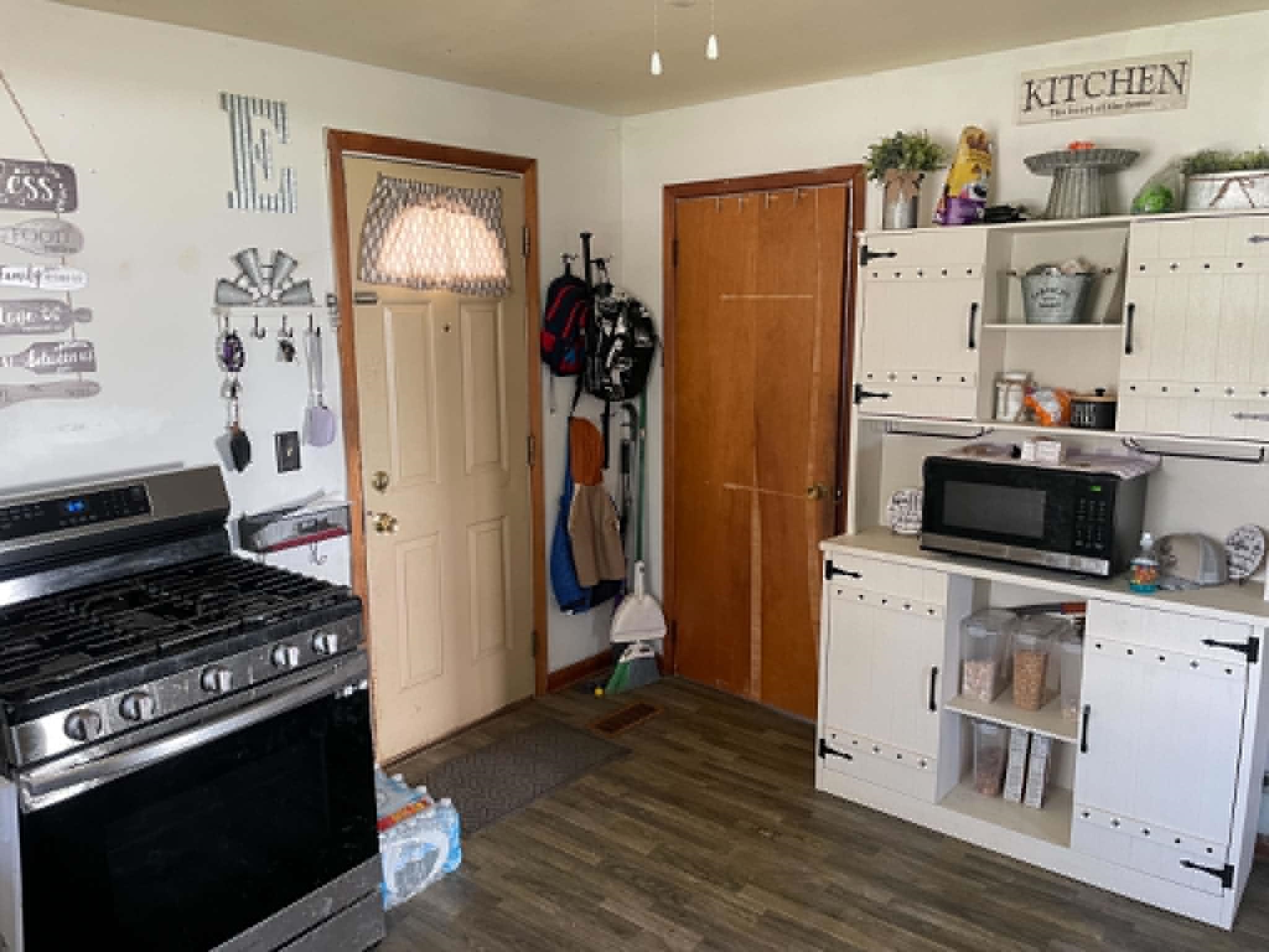 Photo 7 of 9700 W 766 S