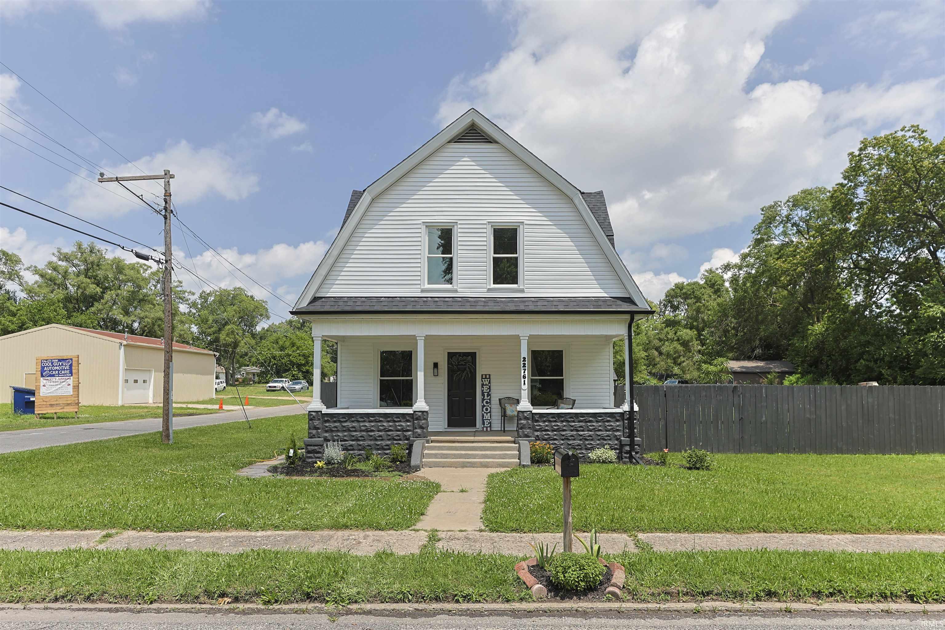 22761 Ardmore Trail