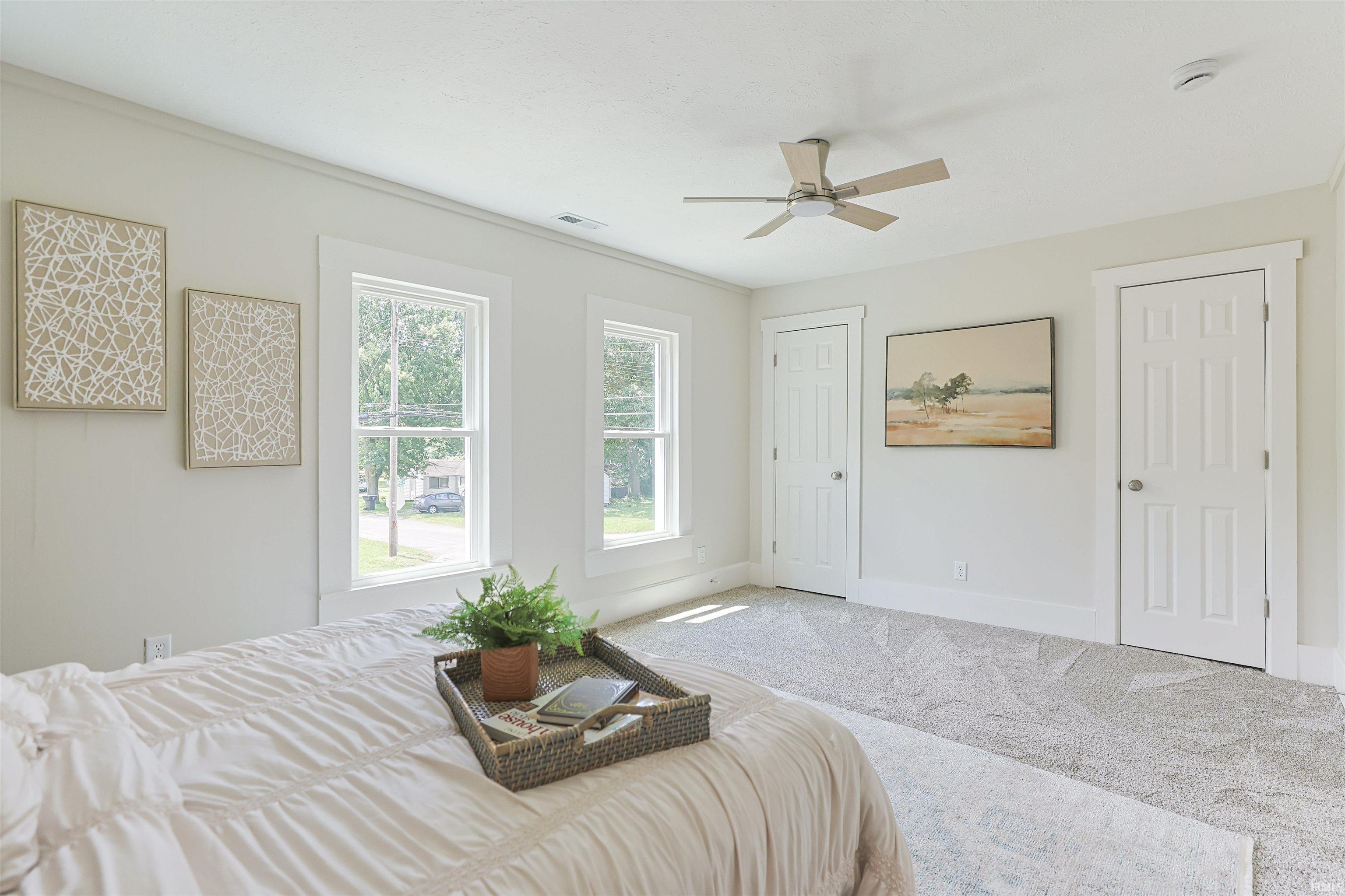 Spacious and Bright Room