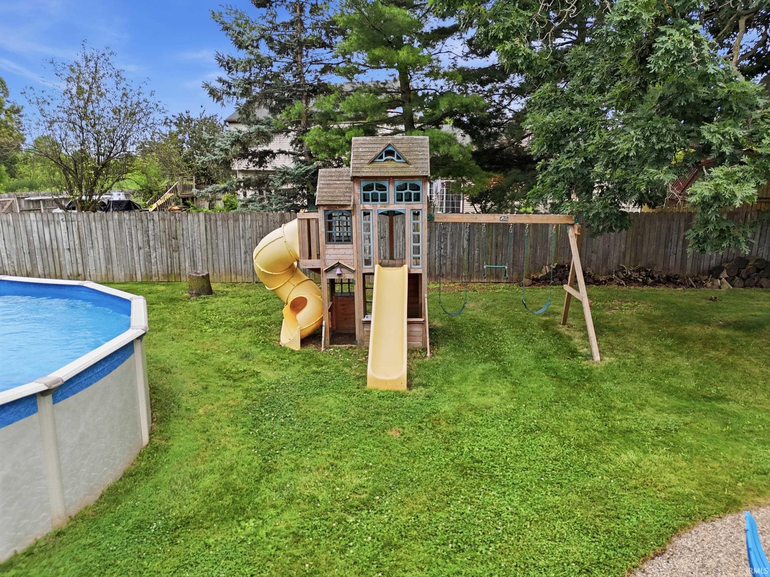 Photo 29 of 10620 Longwood Drive