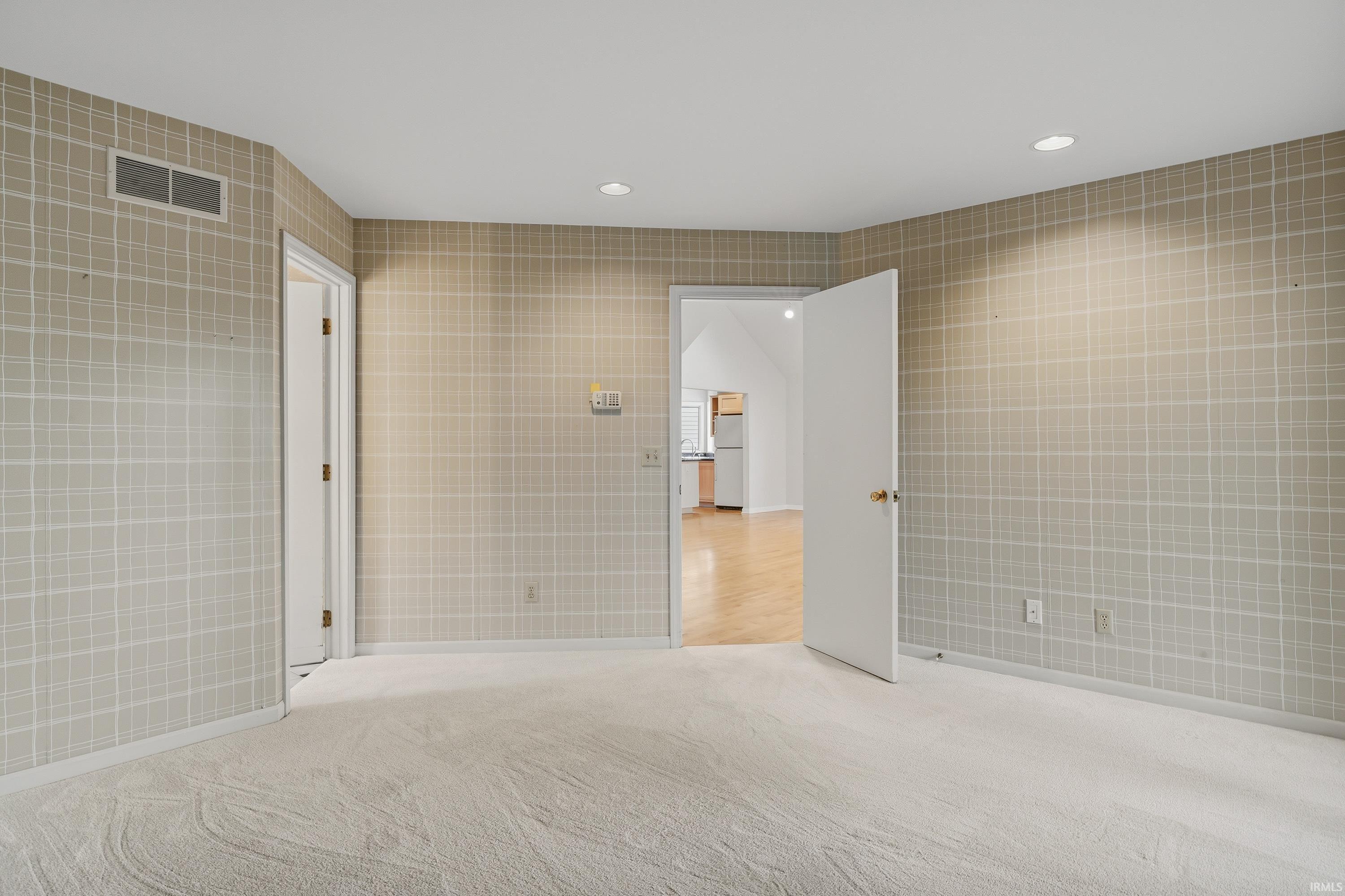 Photo 17 of 7126 Canalers Court
