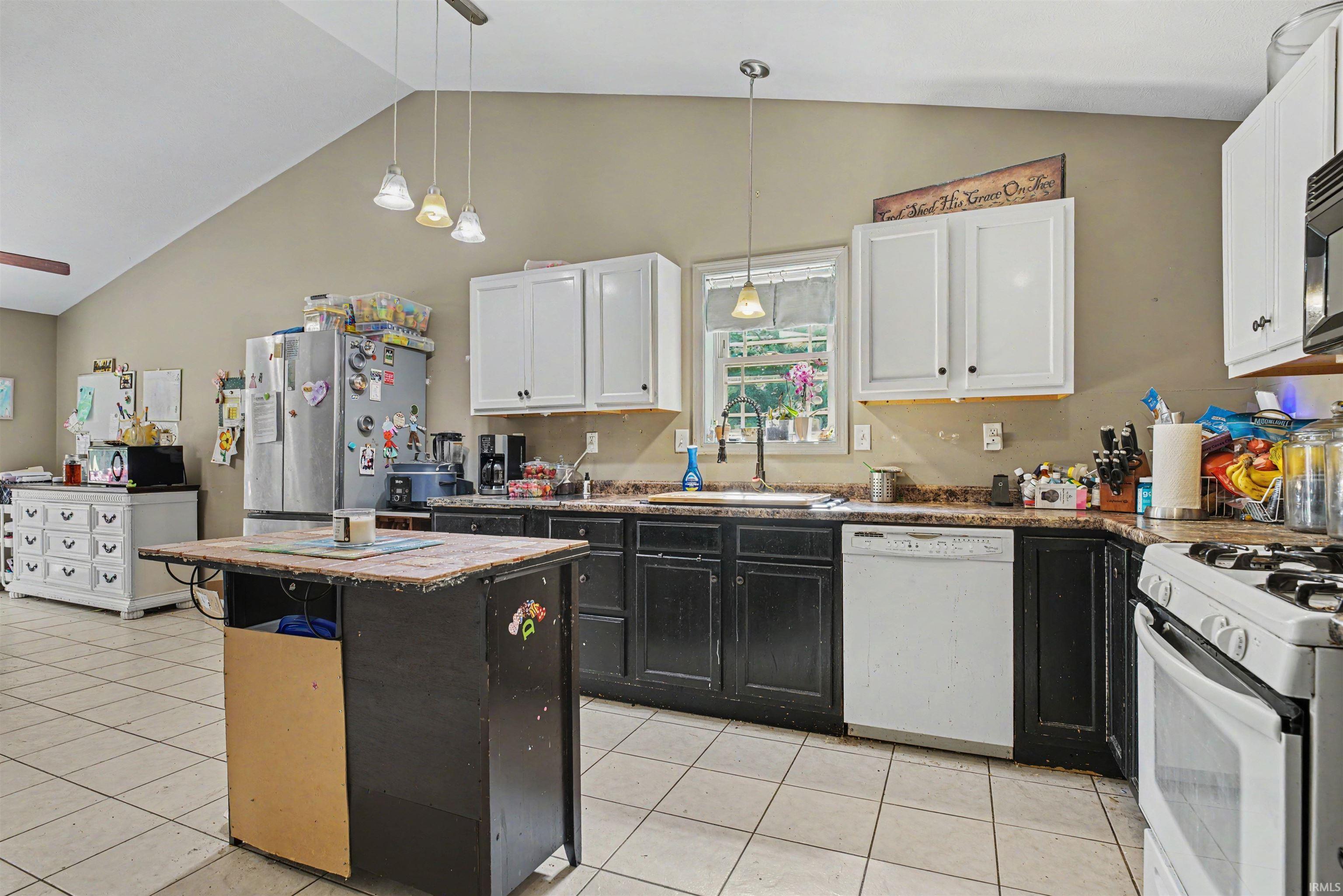 Photo 6 of 20982 Arcadia Drive