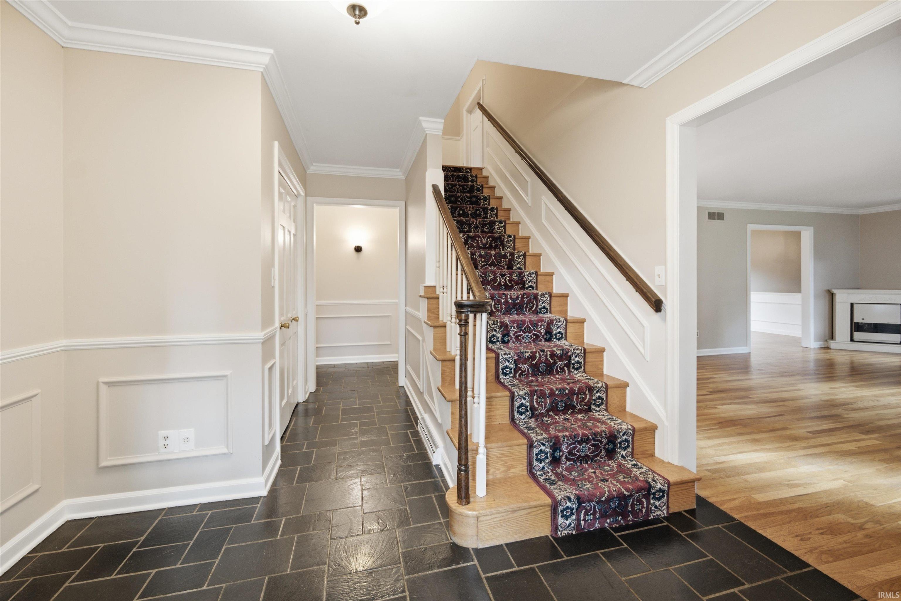Photo 3 of 1528 Dogwood Drive