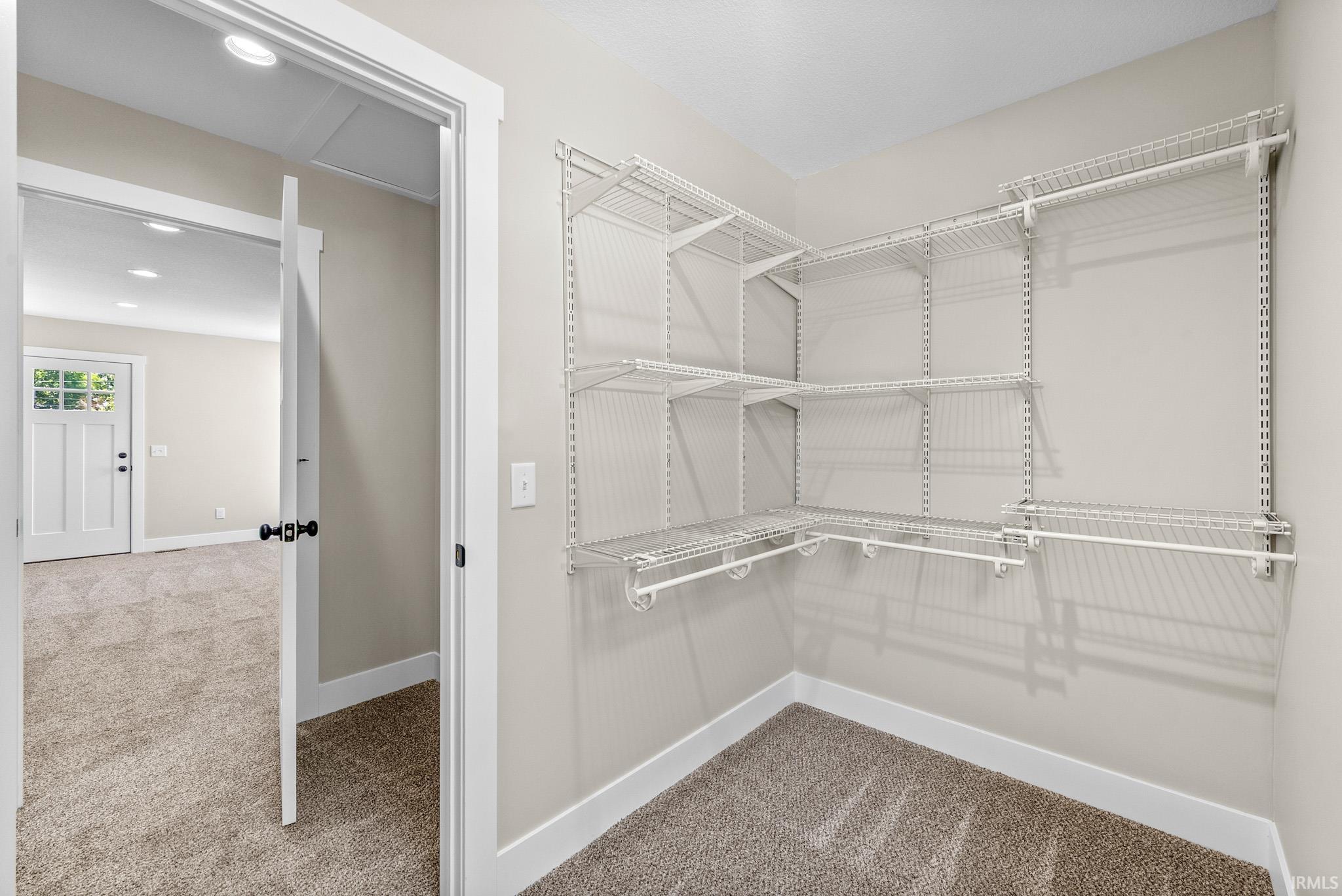 Walk in closet