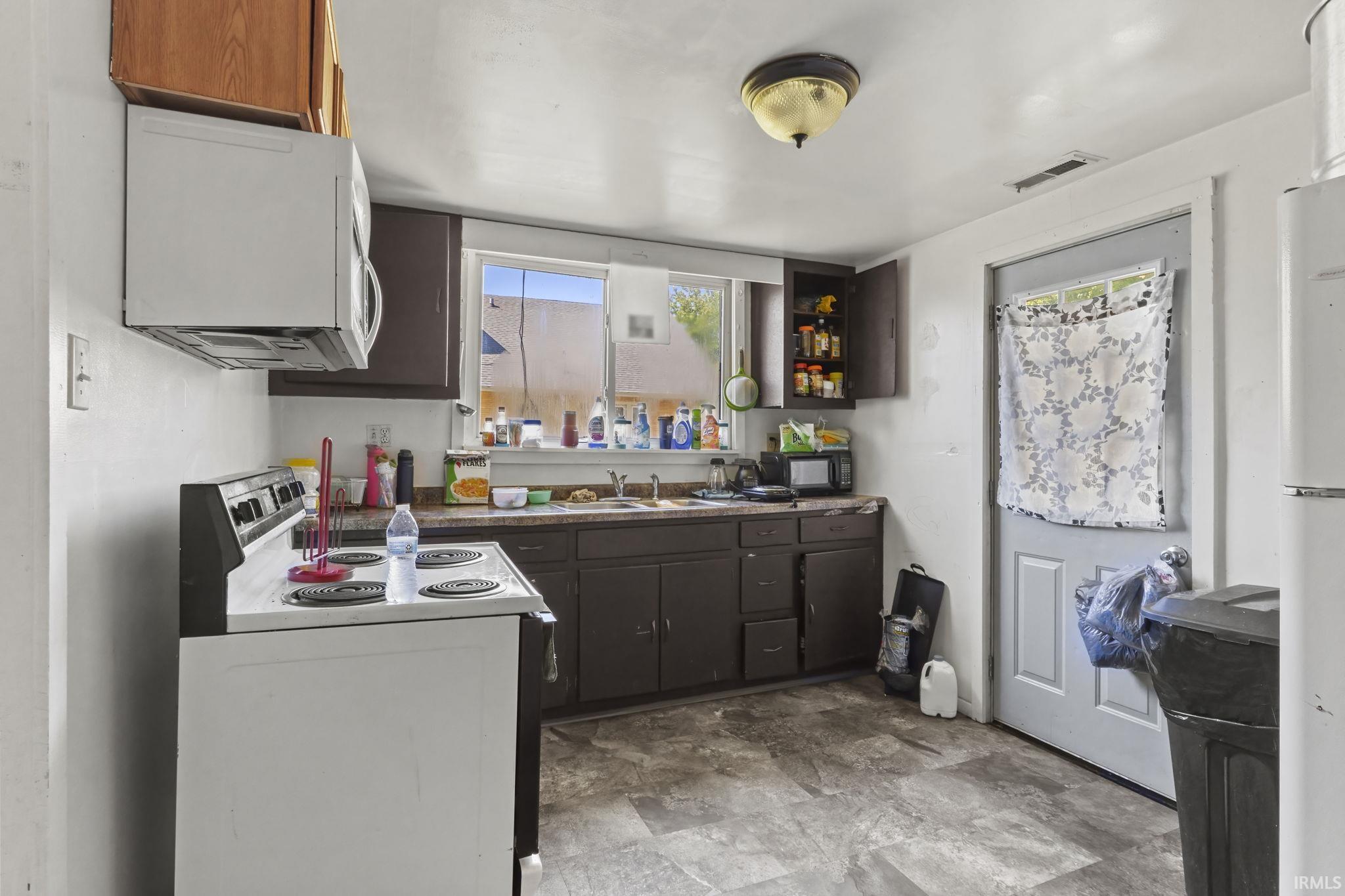 Photo 1 of 426 E Market Street