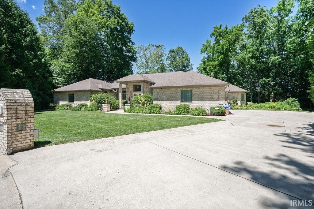2nd image of 3304 Oakview Ct, Kokomo, IN 46902 | MLS# 202627321