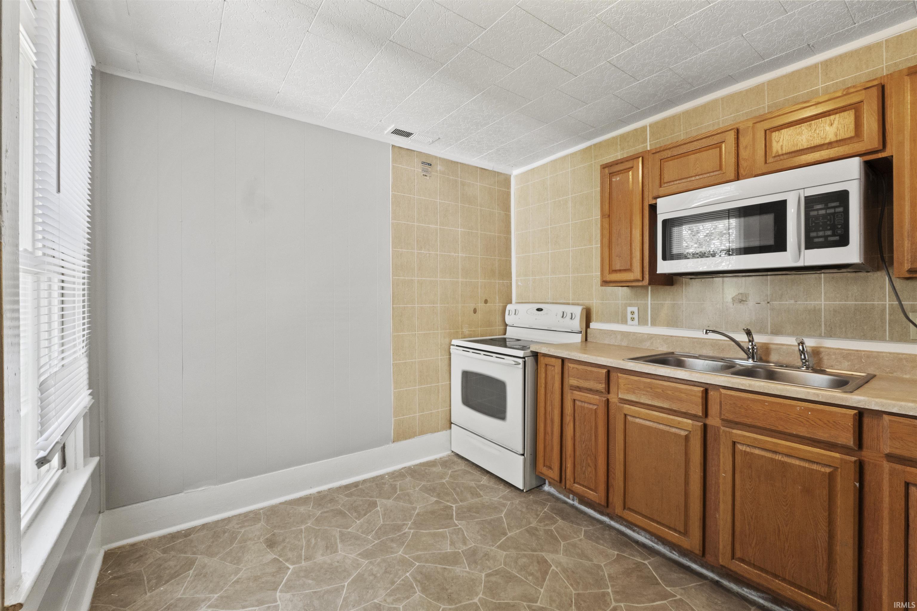 Photo 18 of 424 Byron Street