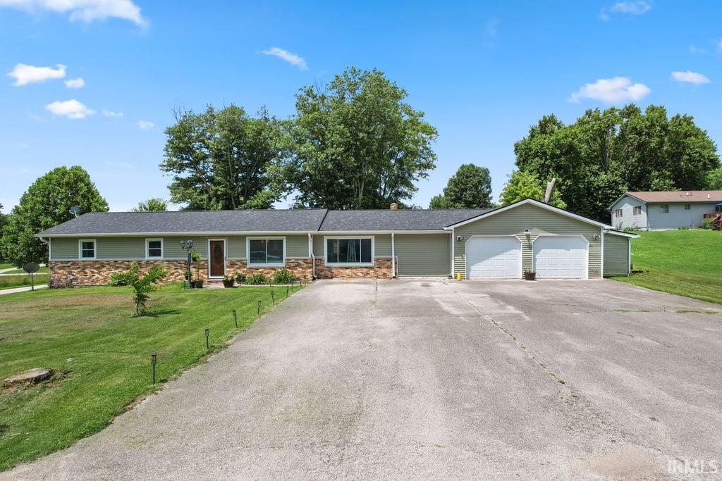 Homes for sale in Spencer, IN | 387 Center St, Spencer, IN 47460 | MLS# 202627328