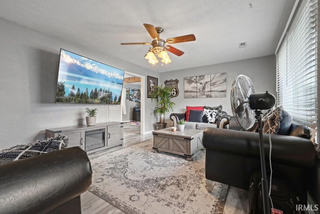 5th image of 387 Center St, Spencer, IN 47460 | MLS# 202627328