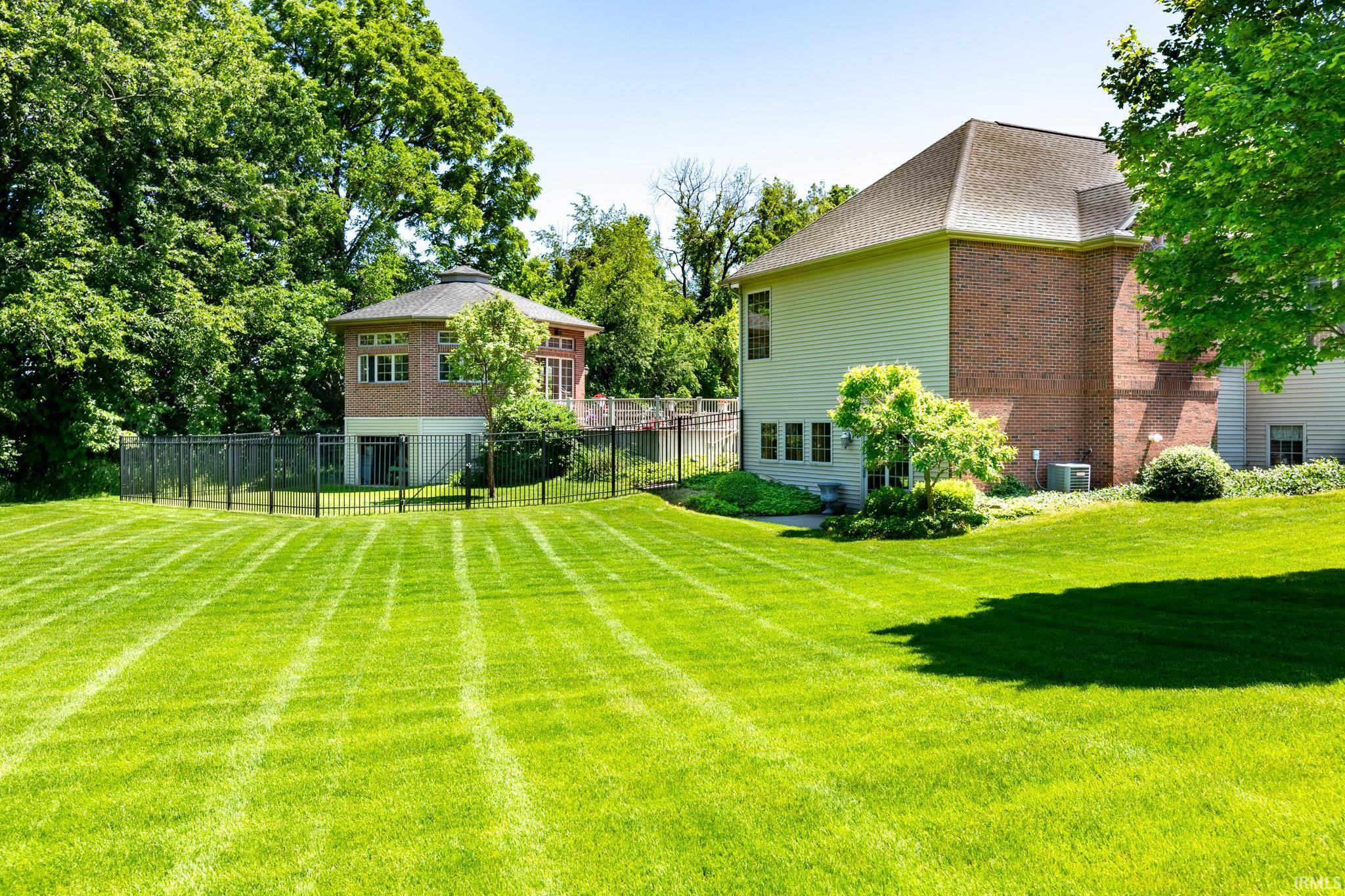 Homes for sale in Bremen, IN | 136 Tulip Cir, Bremen, IN 46506 | MLS# 202627656