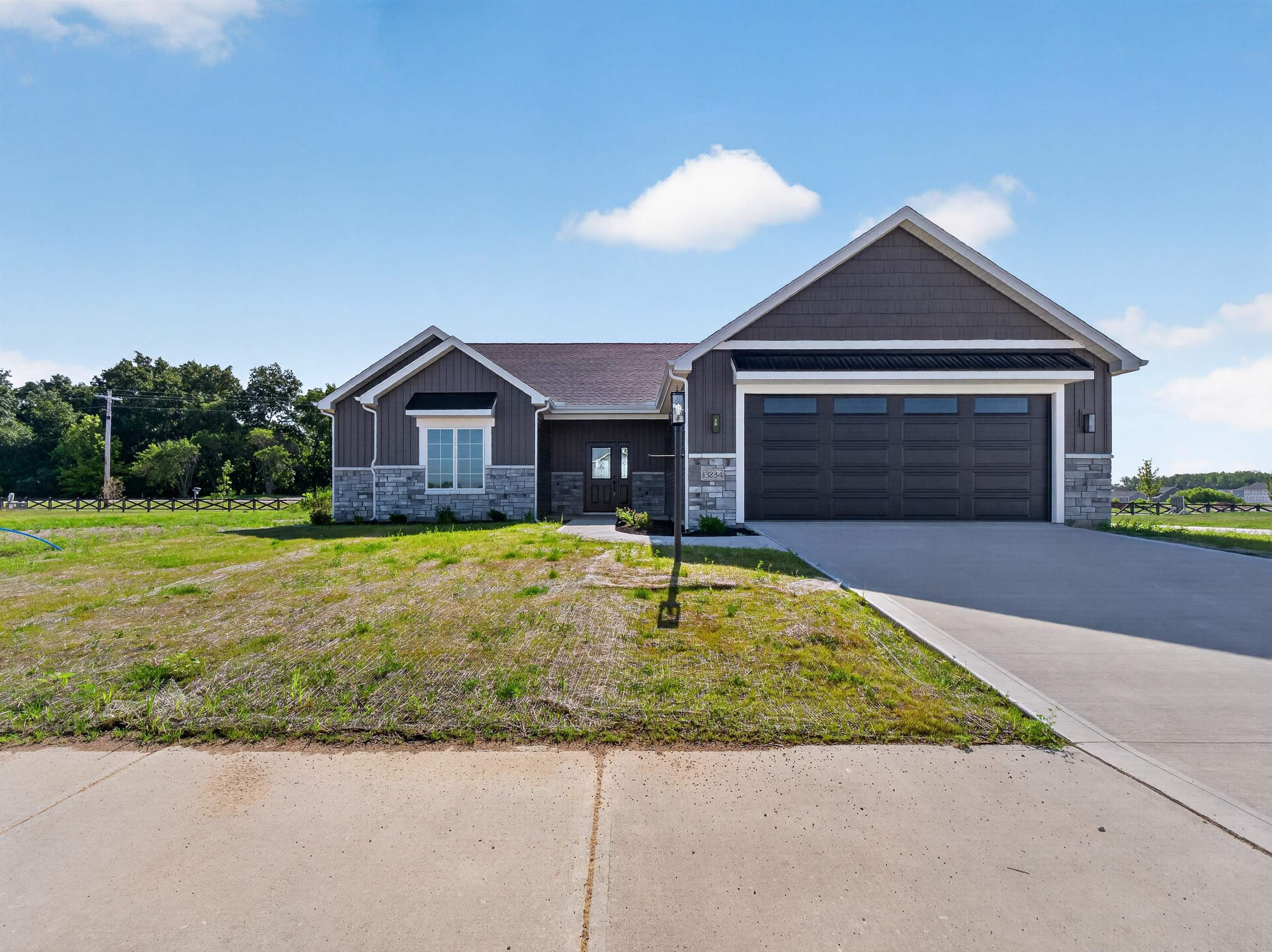 Photo 1 of Manufactured home for sale at 13234 Vista Verde Blvd, Fort Wayne, IN 46818 | MLS# 202627687 | Listing updated on 2026-10-05