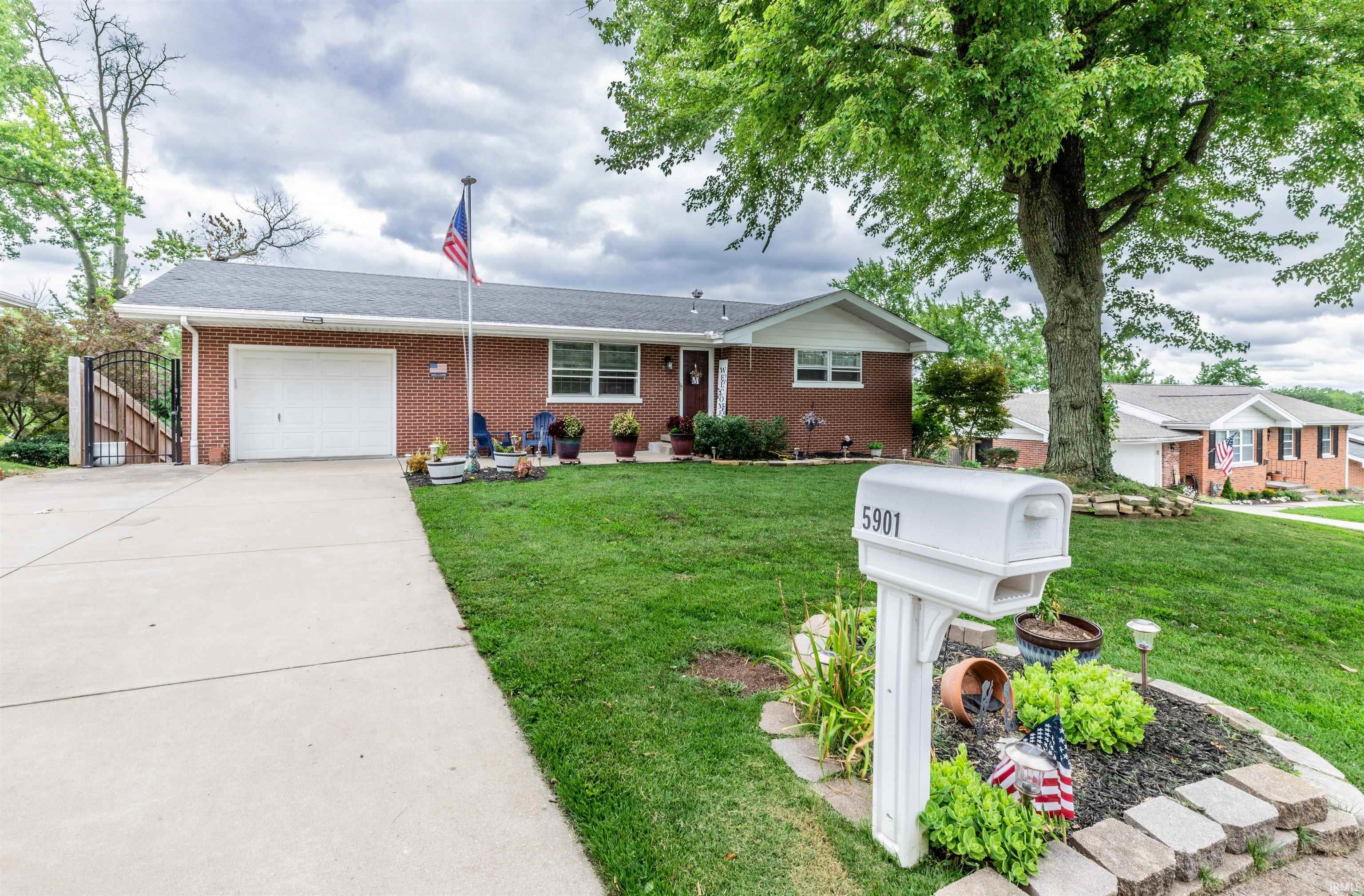 1st image of 5901 Ohara Dr, Evansville, IN 47711 | MLS# 202627852