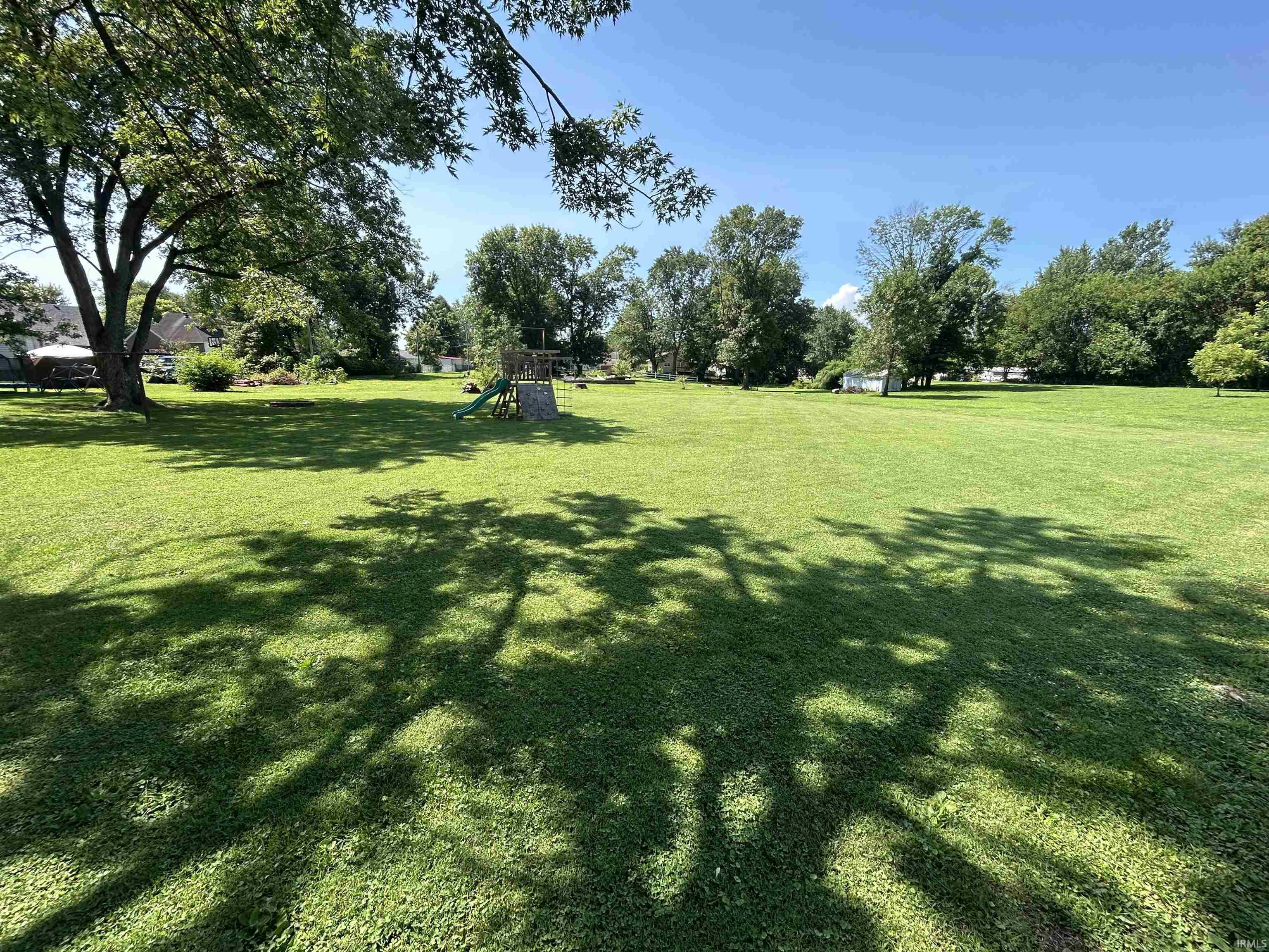 30th image of 206 S Jefferson St, Bicknell, IN 47512 | MLS# 202628392
