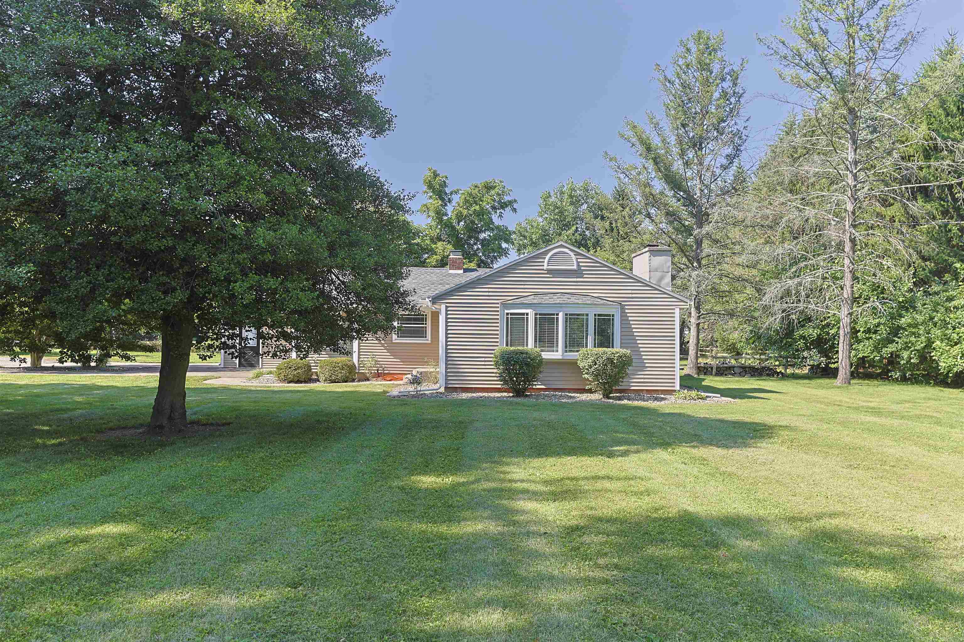 Homes for sale in Granger, IN | 14607 Adams Rd, Granger, IN 46530 | MLS# 202628425