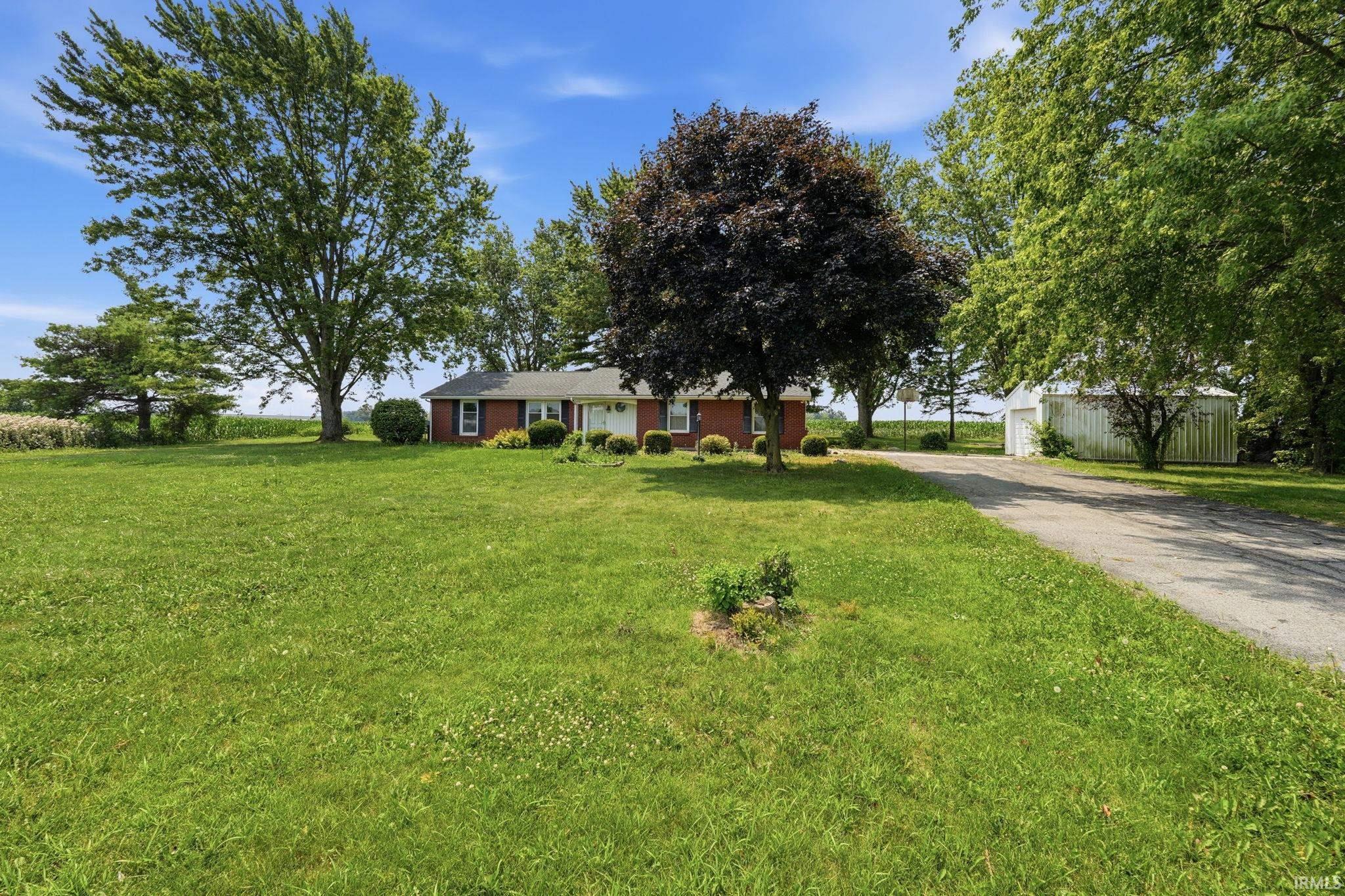 Homes for sale in Bluffton, IN | 846 E Sr 124, Bluffton, IN 46714 | MLS# 202628495