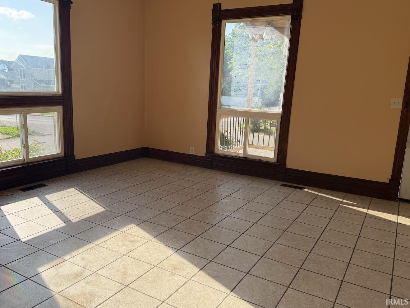 3rd image of 2001 North St, Logansport, IN 46947 | MLS# 202628506