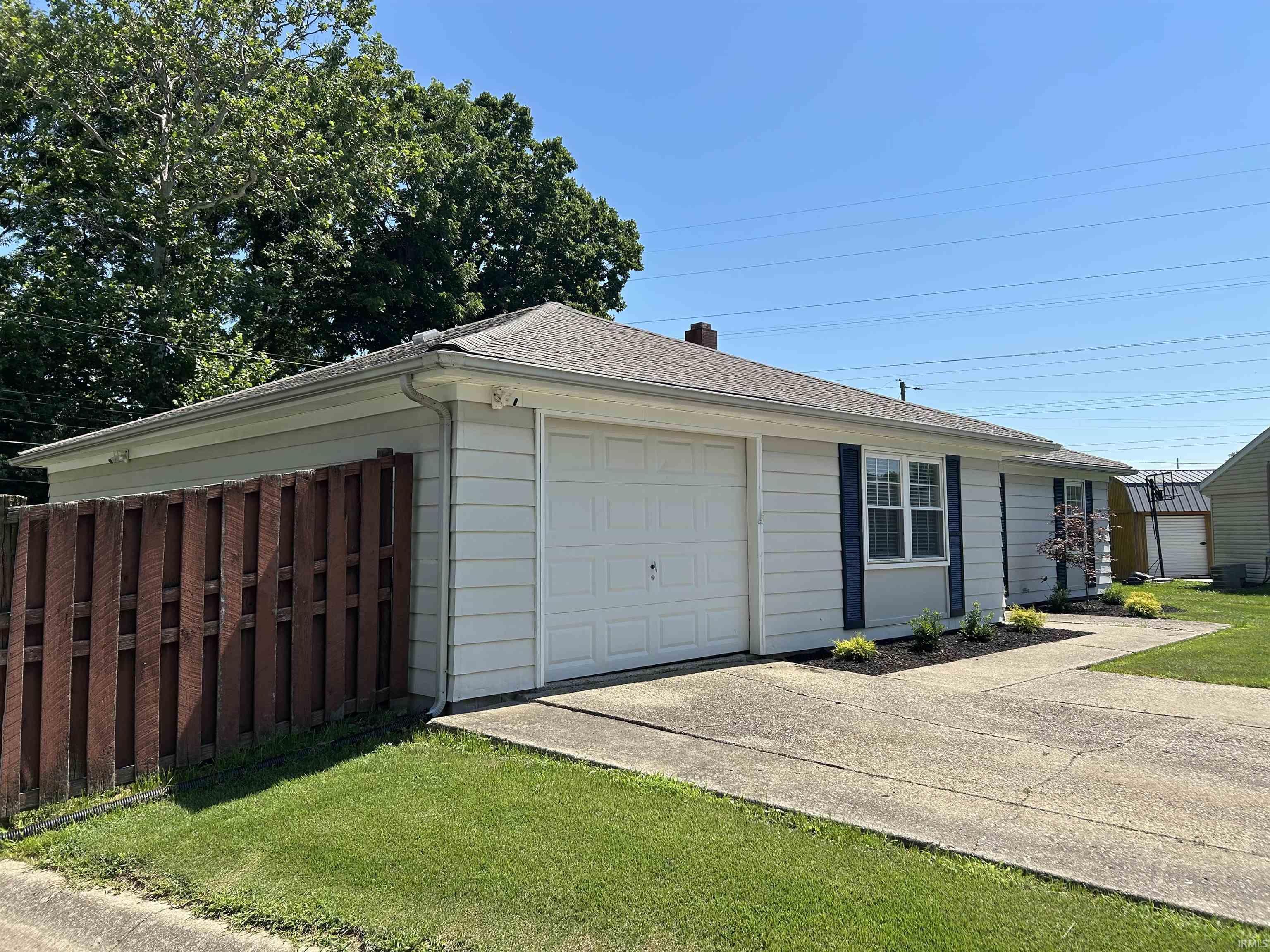3rd image of 1800 Tam-O-Shanter Ct, Kokomo, IN 46902 | MLS# 202628528