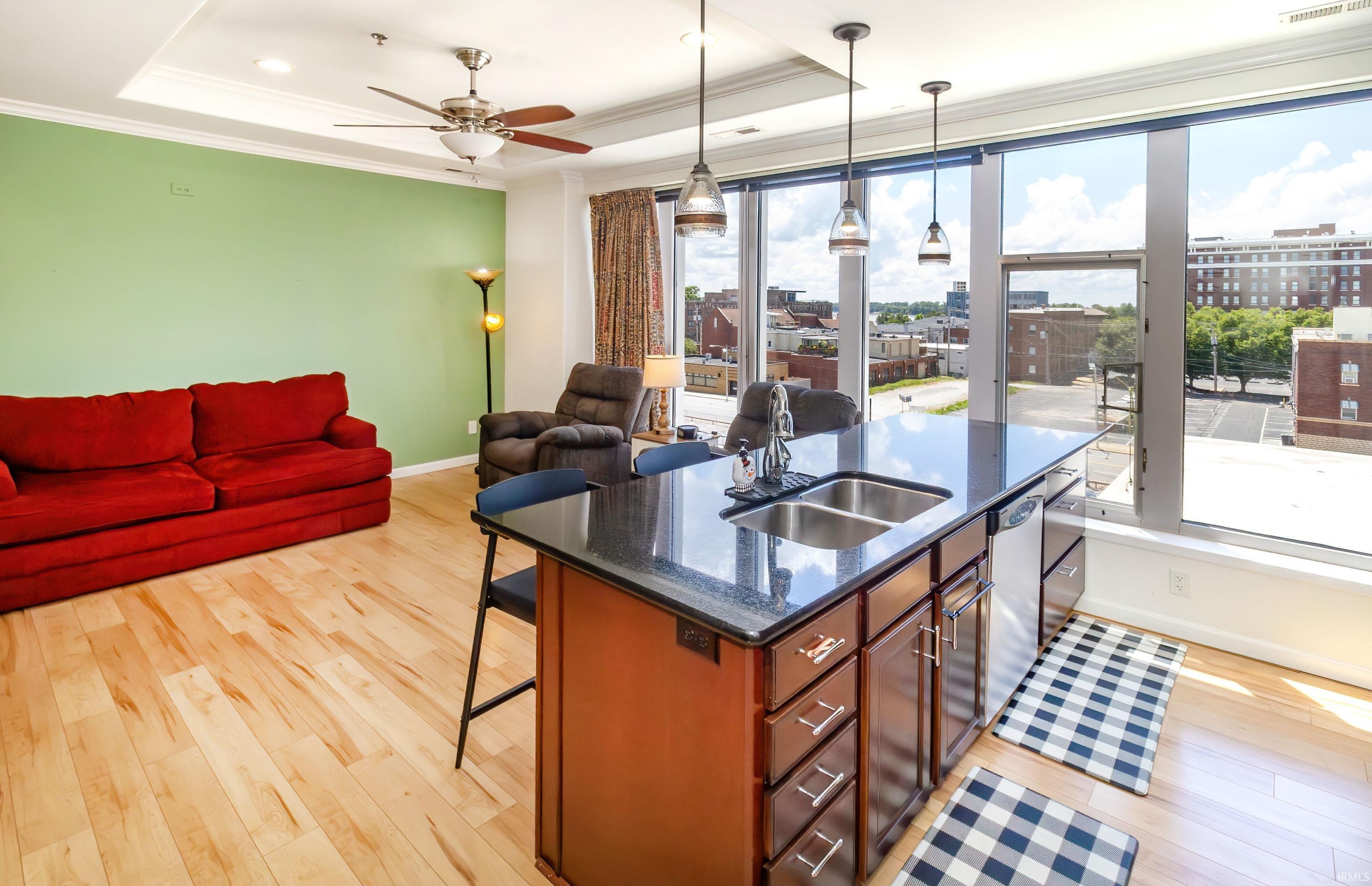 3rd image of 101 Se Third St #3B, Evansville, IN 47708 | MLS# 202628579