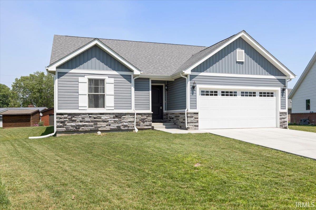 2nd image of 703 Wedgewood Dr, Winchester, IN 47394 | MLS# 202628584