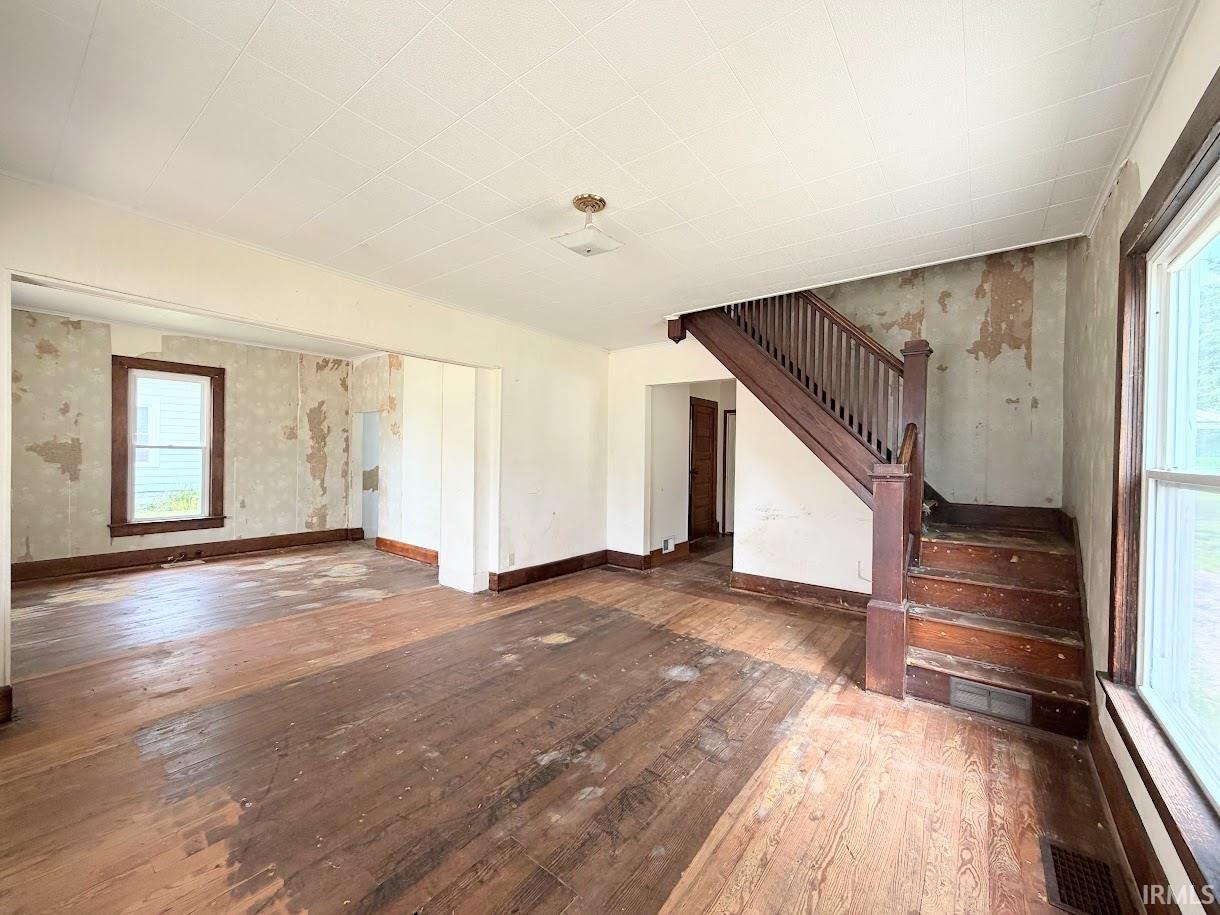 2nd image of 211 W North St, Royal Center, IN 46978 | MLS# 202628589
