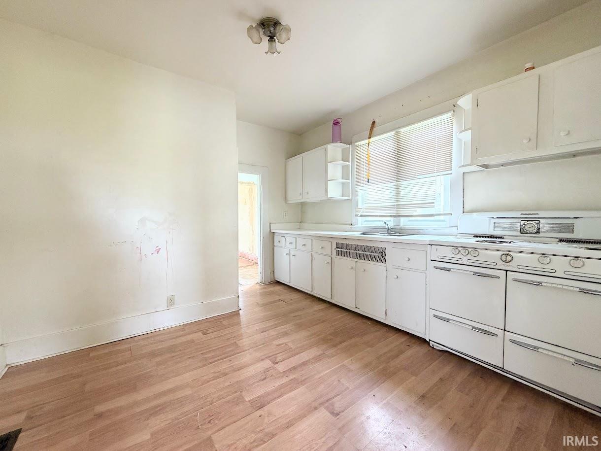 4th image of 211 W North St, Royal Center, IN 46978 | MLS# 202628589