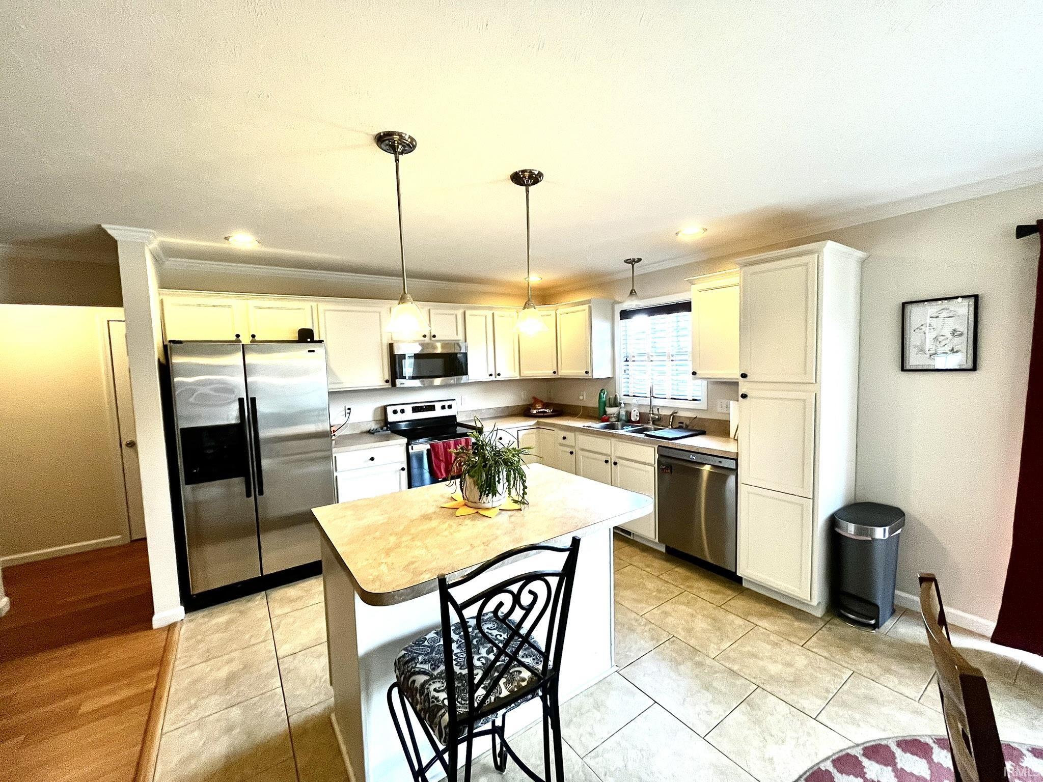 Photo 4 of Sale Pending at 1954 Saint Lucia Dr, Newburgh, IN 47630 | MLS# 202628629 | Listing updated on 2026-09-10
