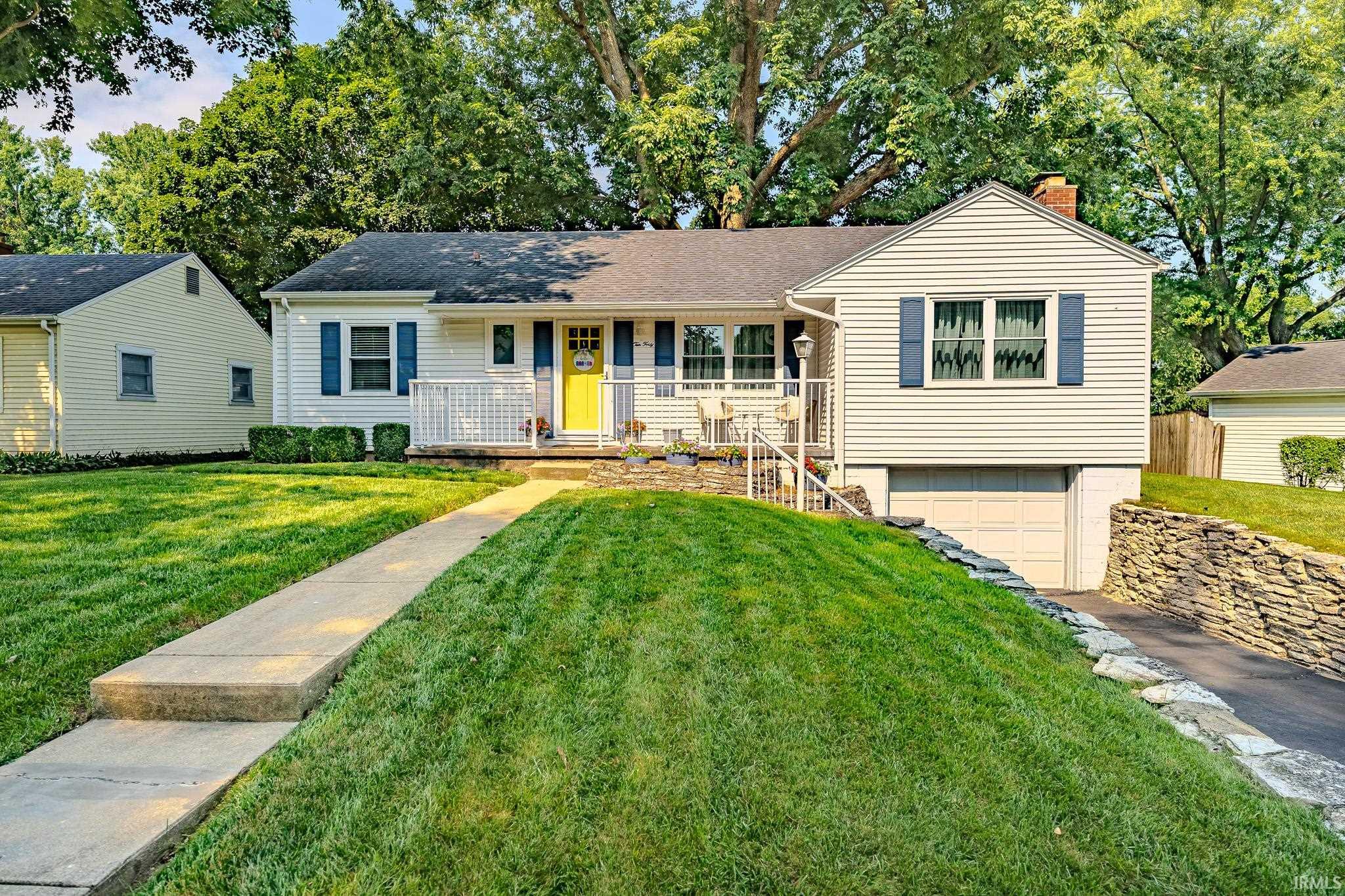 1st image of 1040 Tulip Ln, Lafayette, IN 47904 | MLS# 202628727