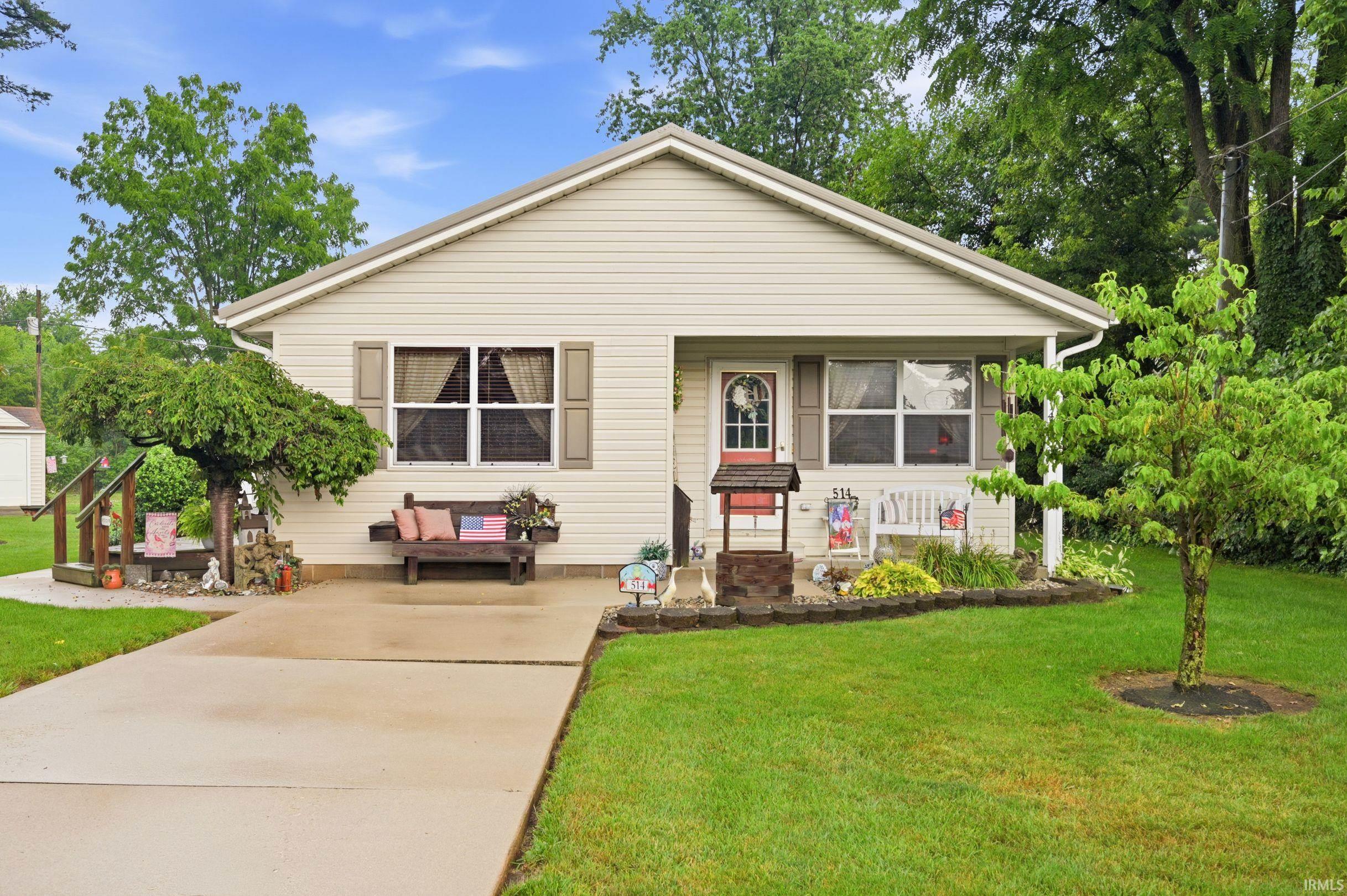 1st image of 514 E Union St, Eaton, IN 47338 | MLS# 202628728