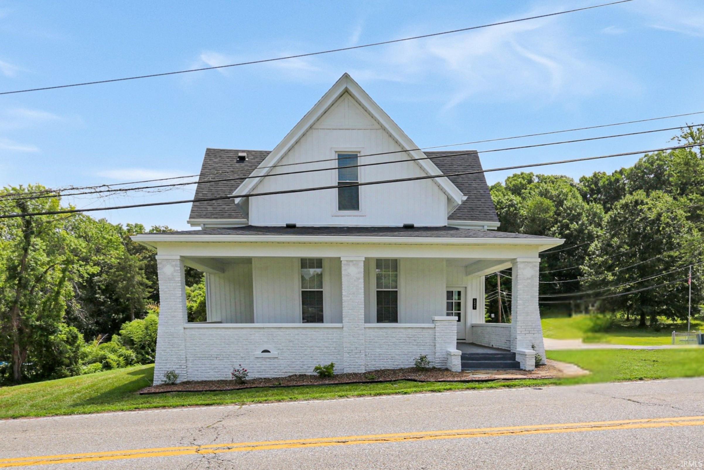 2nd image of 2601 Mesker Park Dr, Evansville, IN 47720 | MLS# 202628744