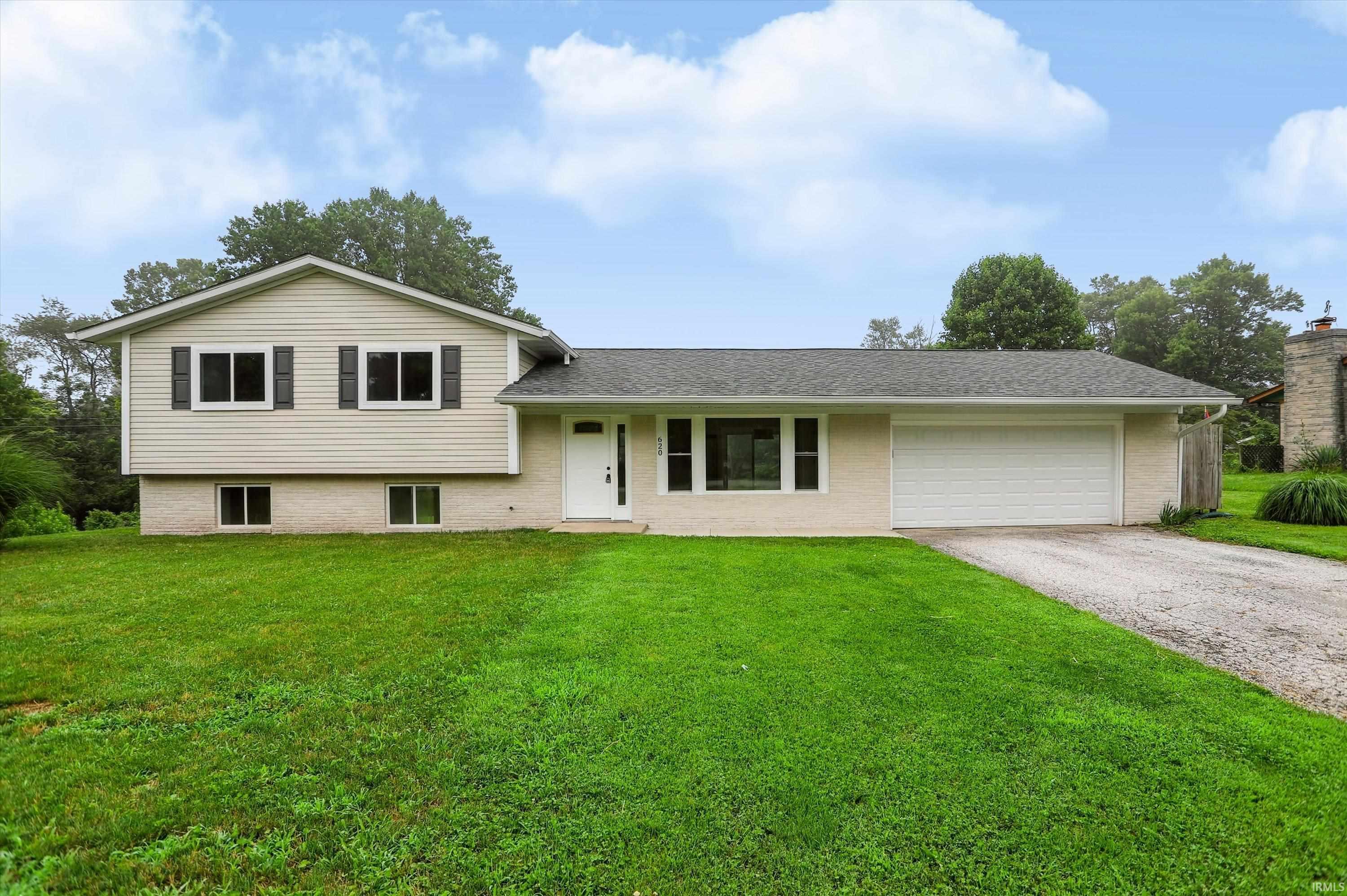 1st image of 620 N Staats Dr, Bloomington, IN 47408 | MLS# 202628791