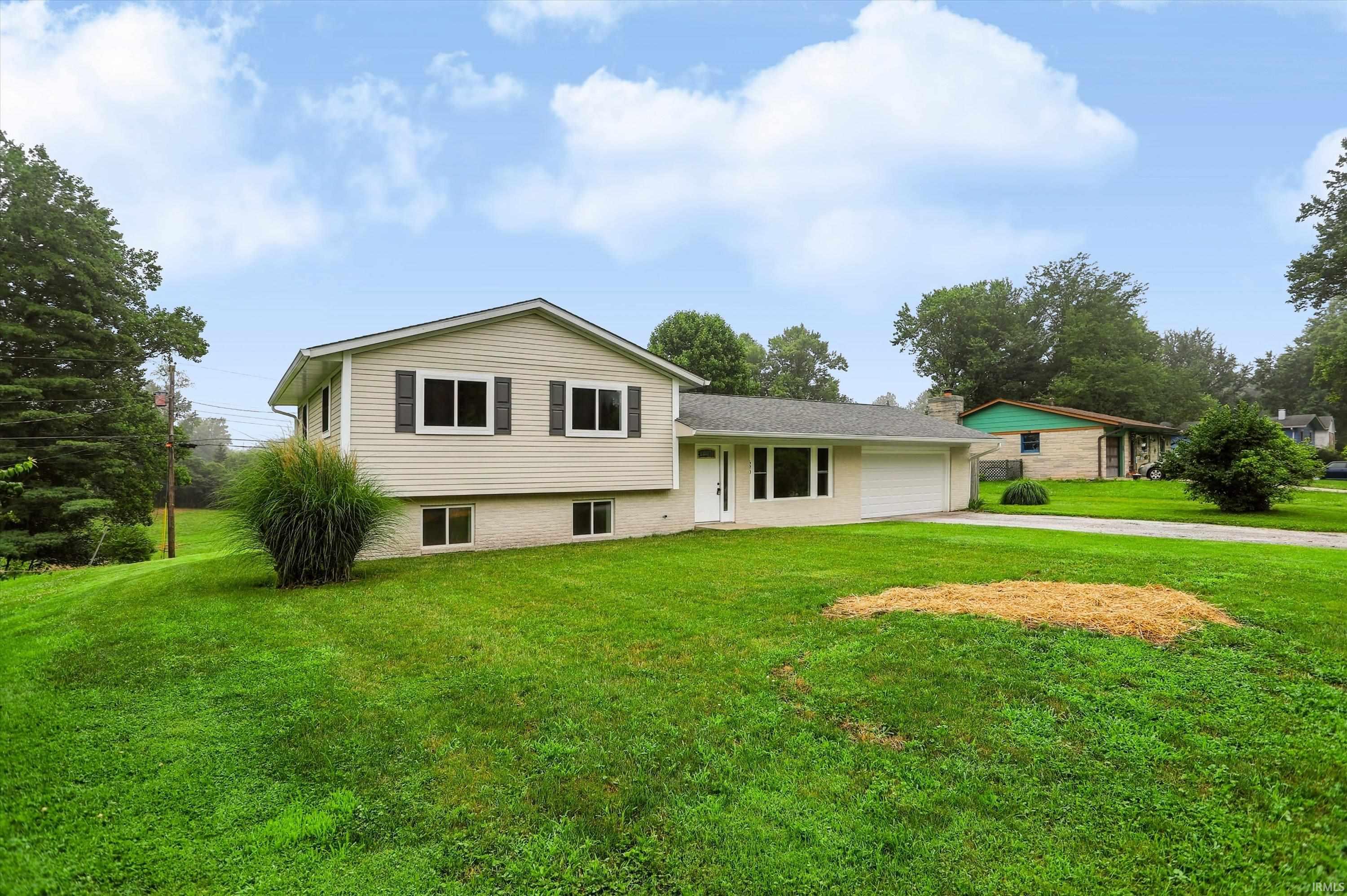 49th image of 620 N Staats Dr, Bloomington, IN 47408 | MLS# 202628791