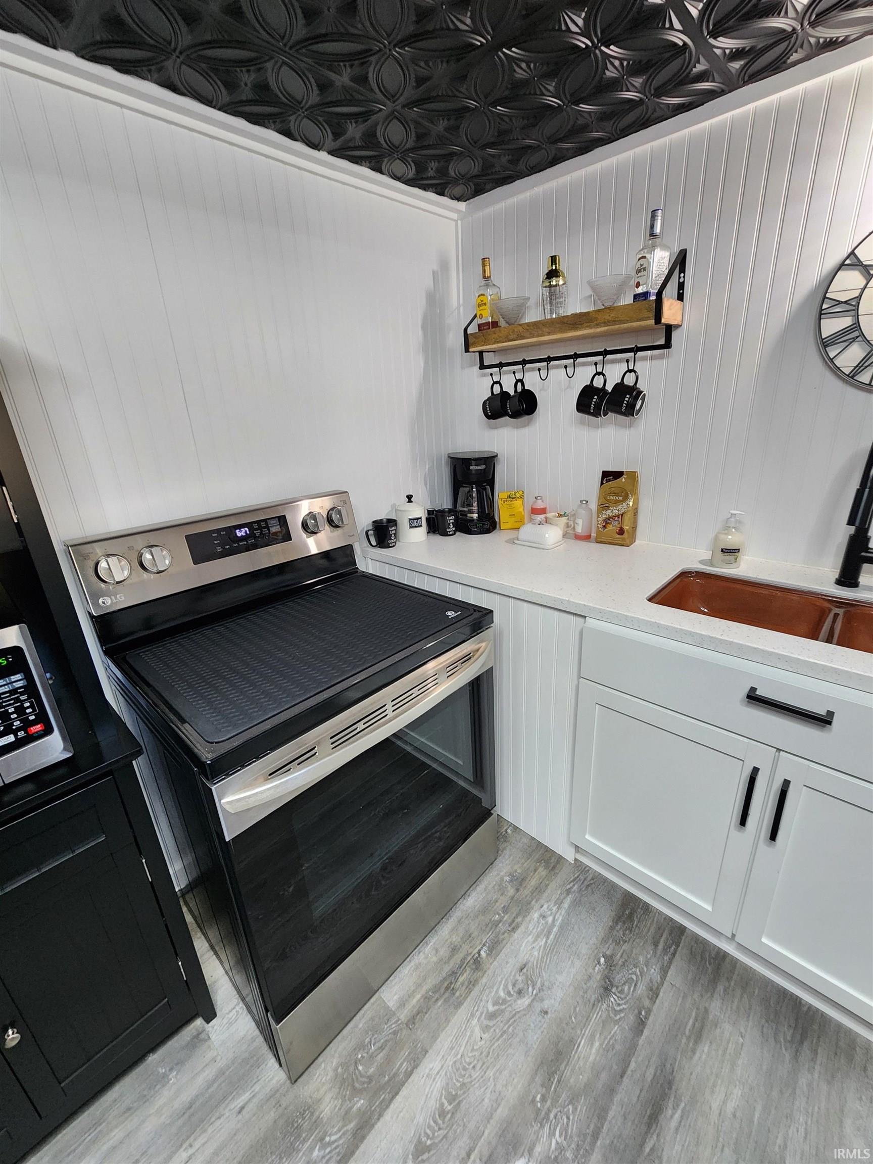 image of 1183 N Idlewild Lake Rd, Jasper, IN 47546 | MLS# 202628839