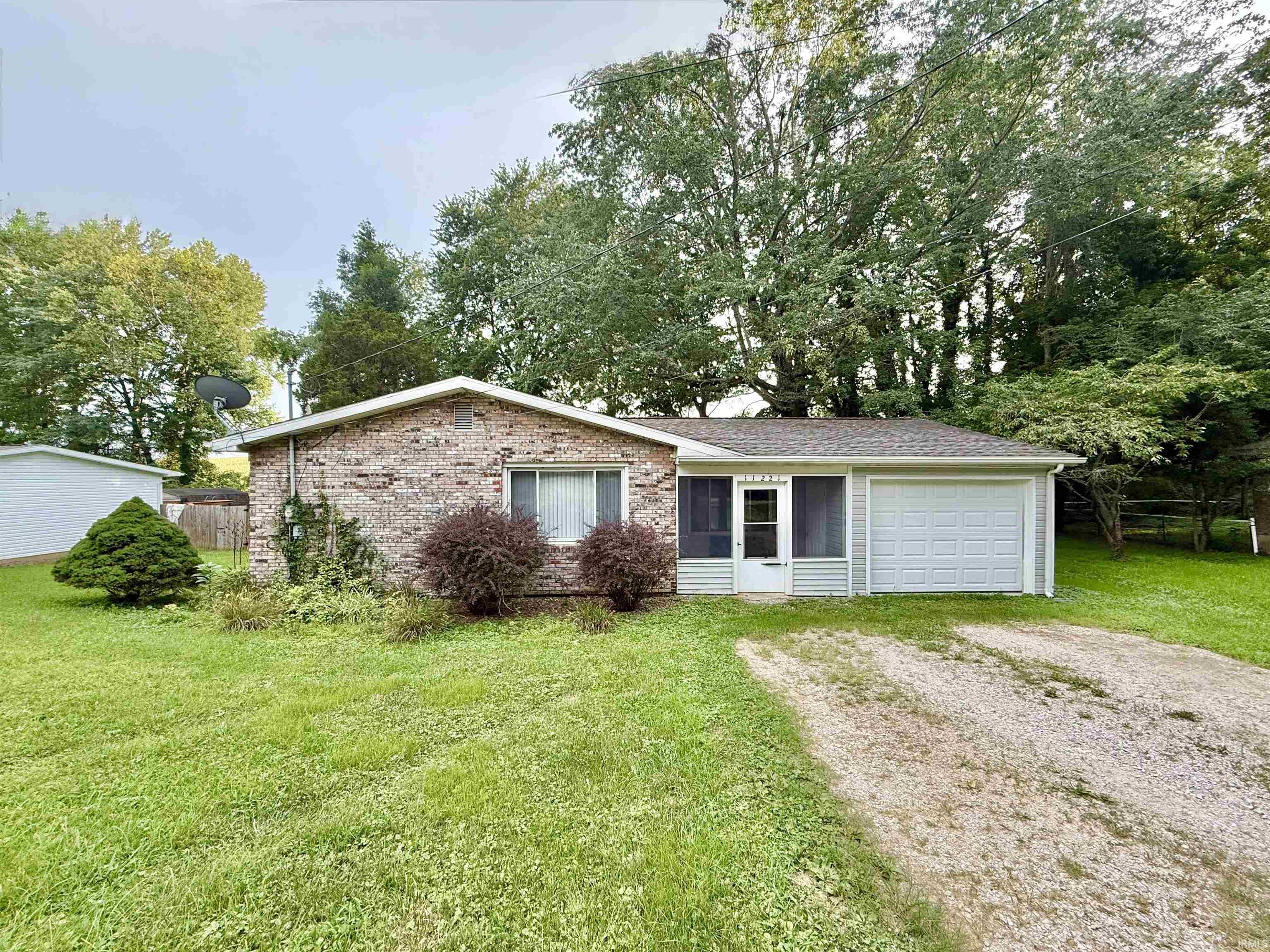 1st image of 11221 Sharon Rd, Evansville, IN 47712 | MLS# 202628883