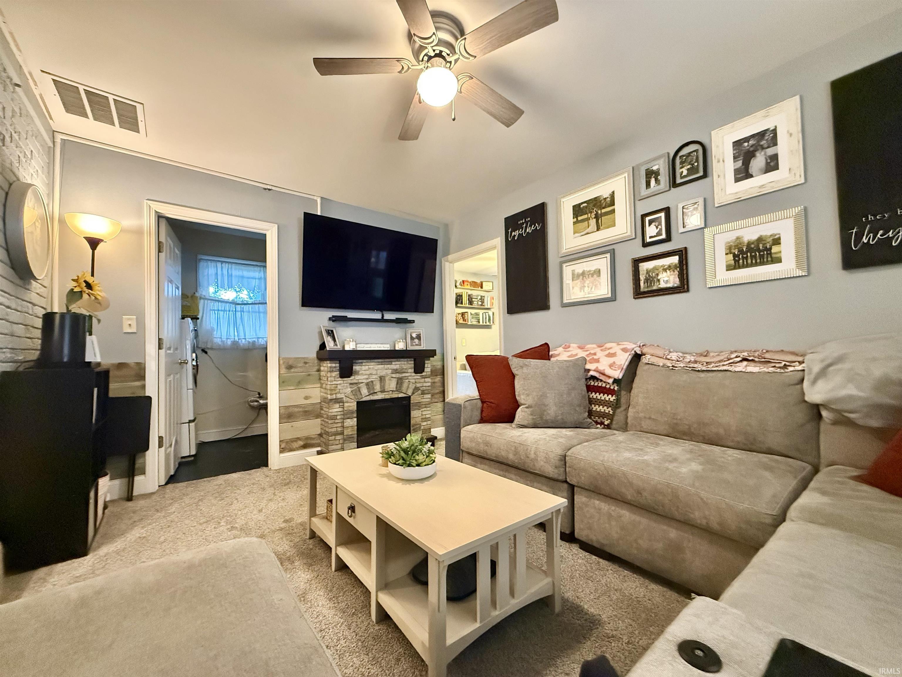 4th image of 11221 Sharon Rd, Evansville, IN 47712 | MLS# 202628883