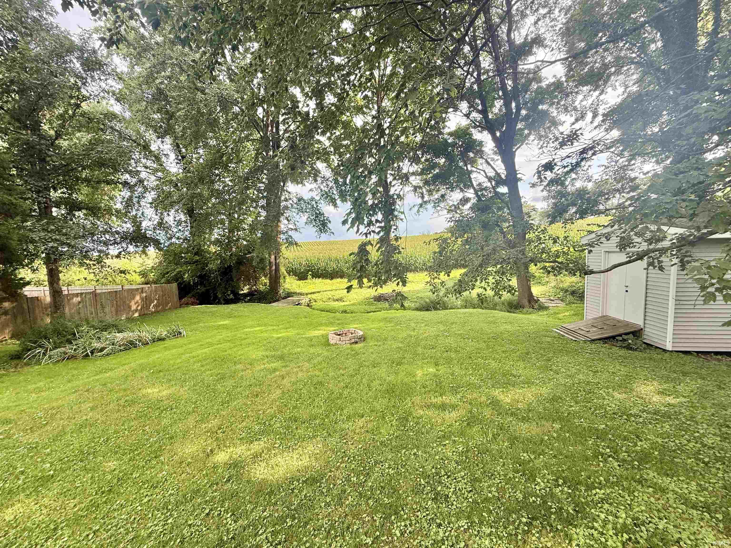 32nd image of 11221 Sharon Rd, Evansville, IN 47712 | MLS# 202628883