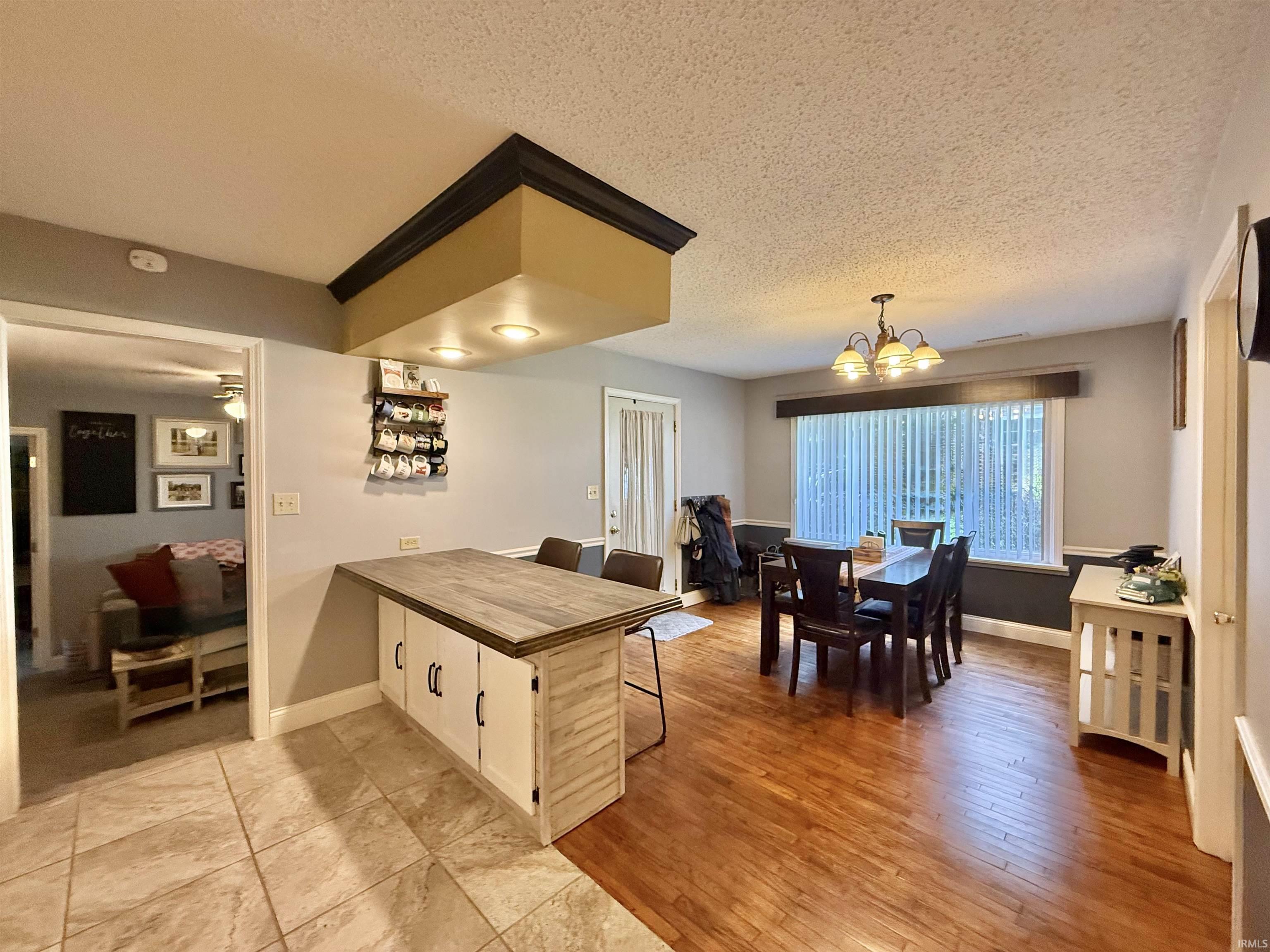 5th image of 11221 Sharon Rd, Evansville, IN 47712 | MLS# 202628883