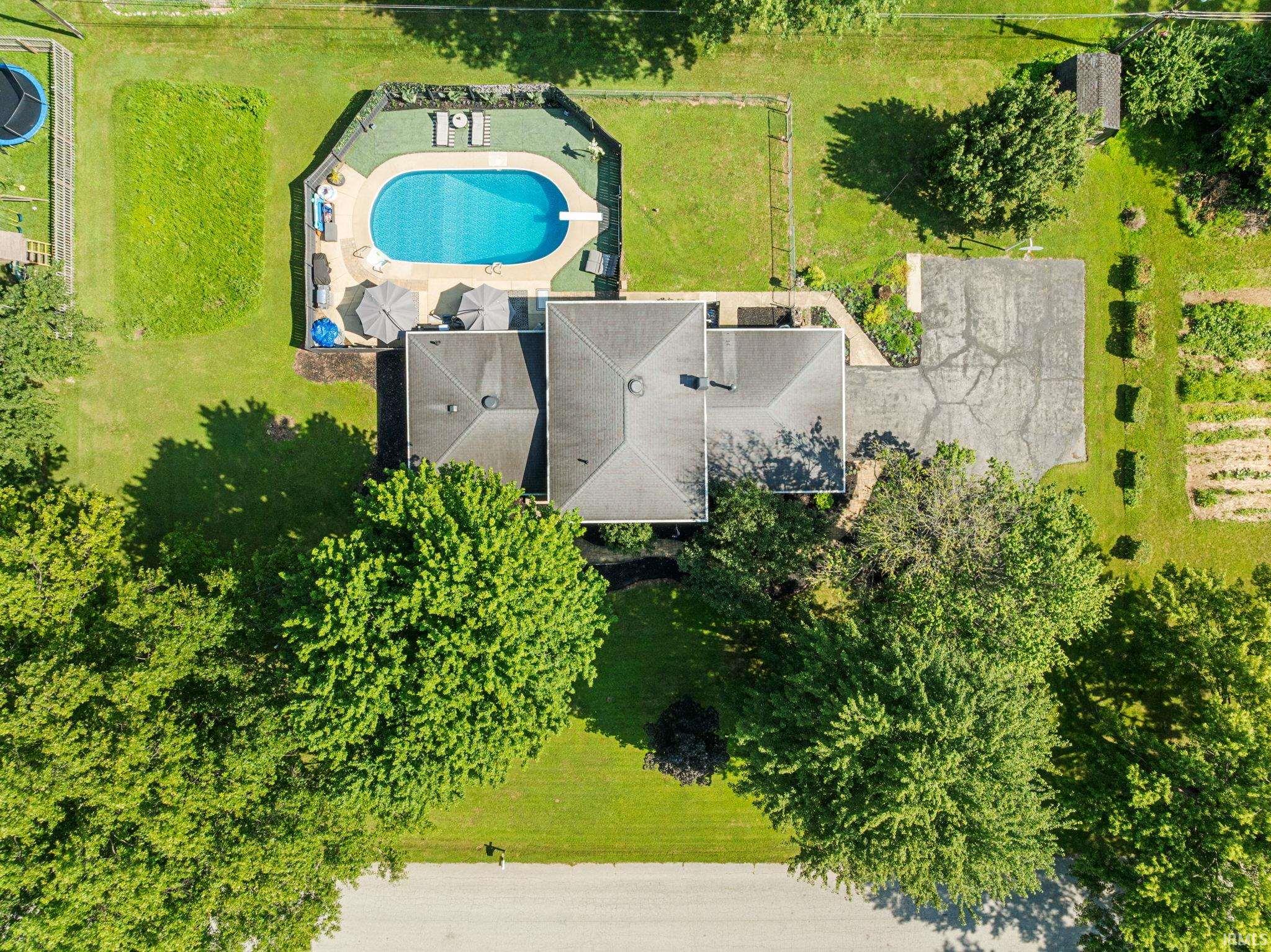 29th image of 1578 Crestwood Ln, Lafayette, IN 47909 | MLS# 202628884