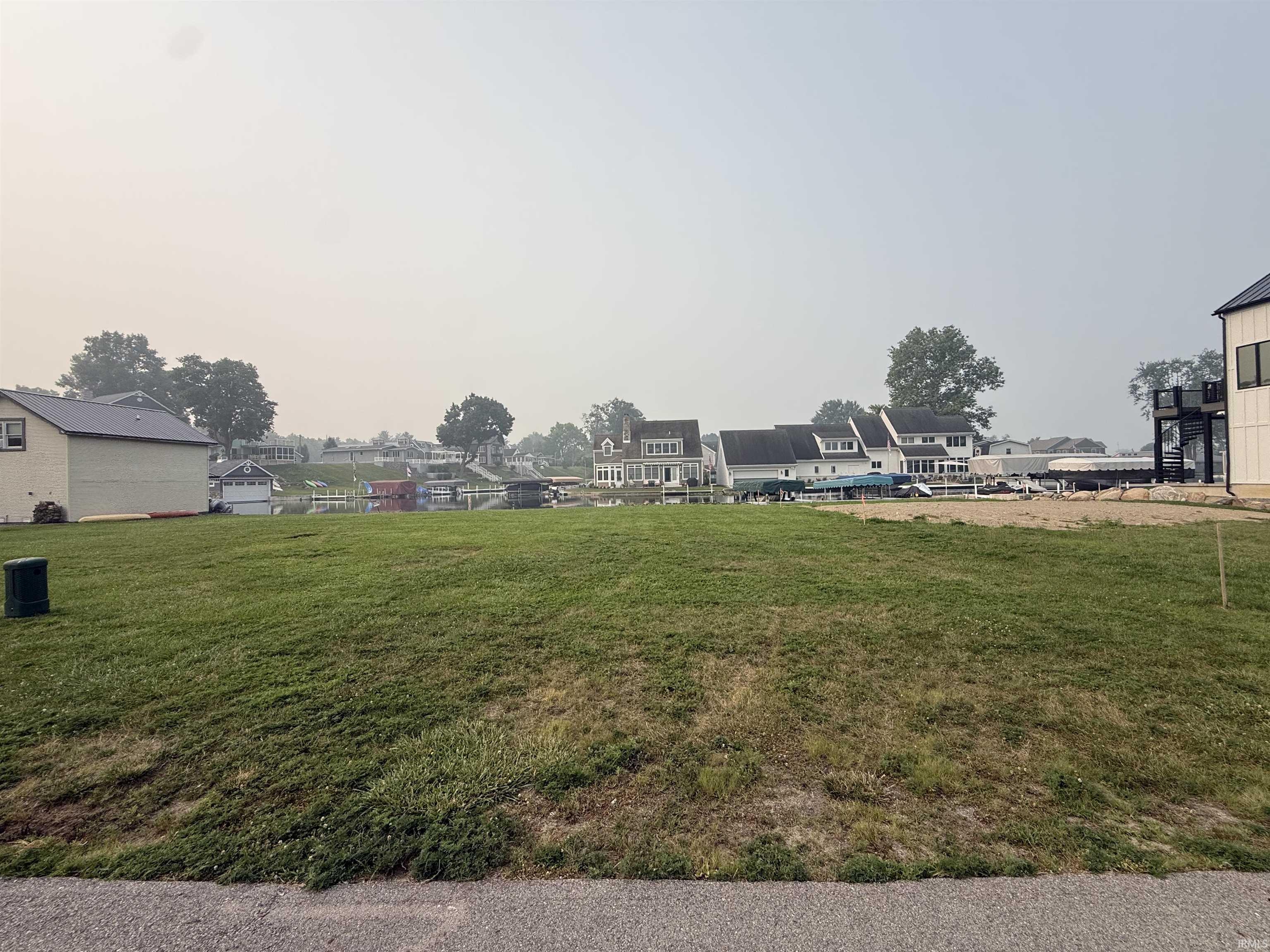 1st image of 8643 E Smith Dr, Syracuse, IN 46567 | MLS# 202628899
