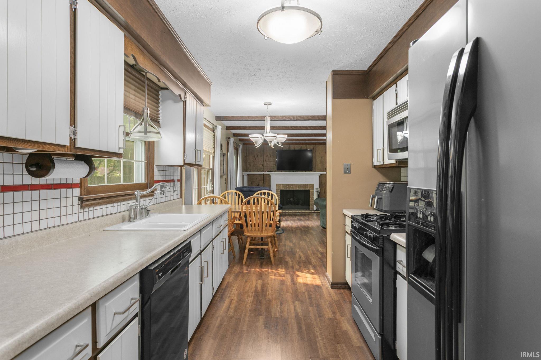 Photo 9 of 2926 Brooktree Court