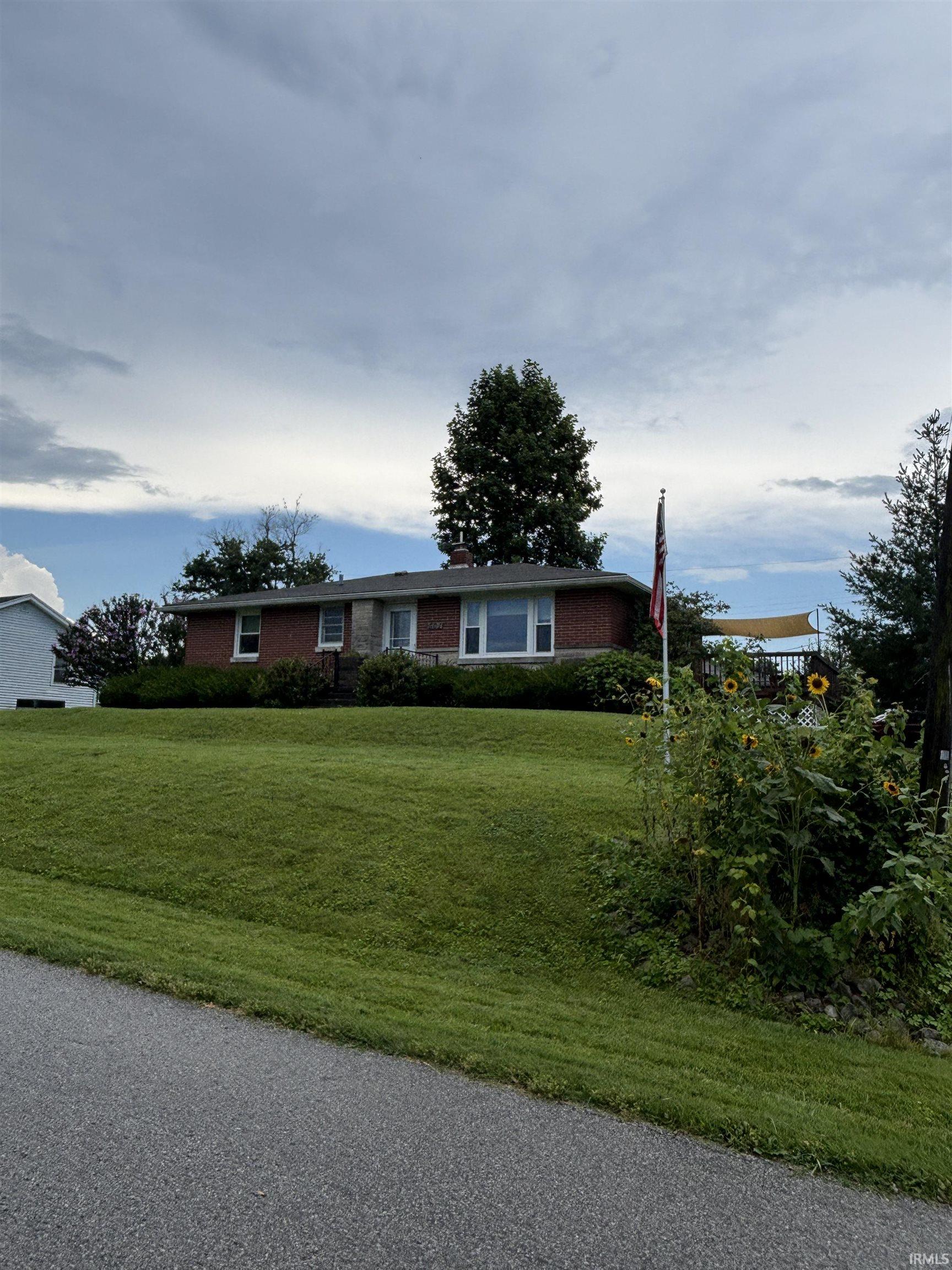 1st image of 501 E Florence St, Salem, IN 47167 | MLS# 202628909